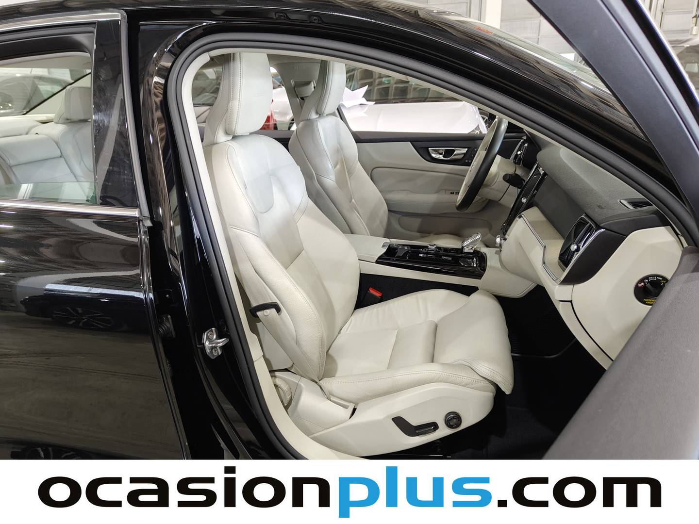 Foto Volvo S60 Volvo S60 T8 Recharge Inscription Auto (390 CV)