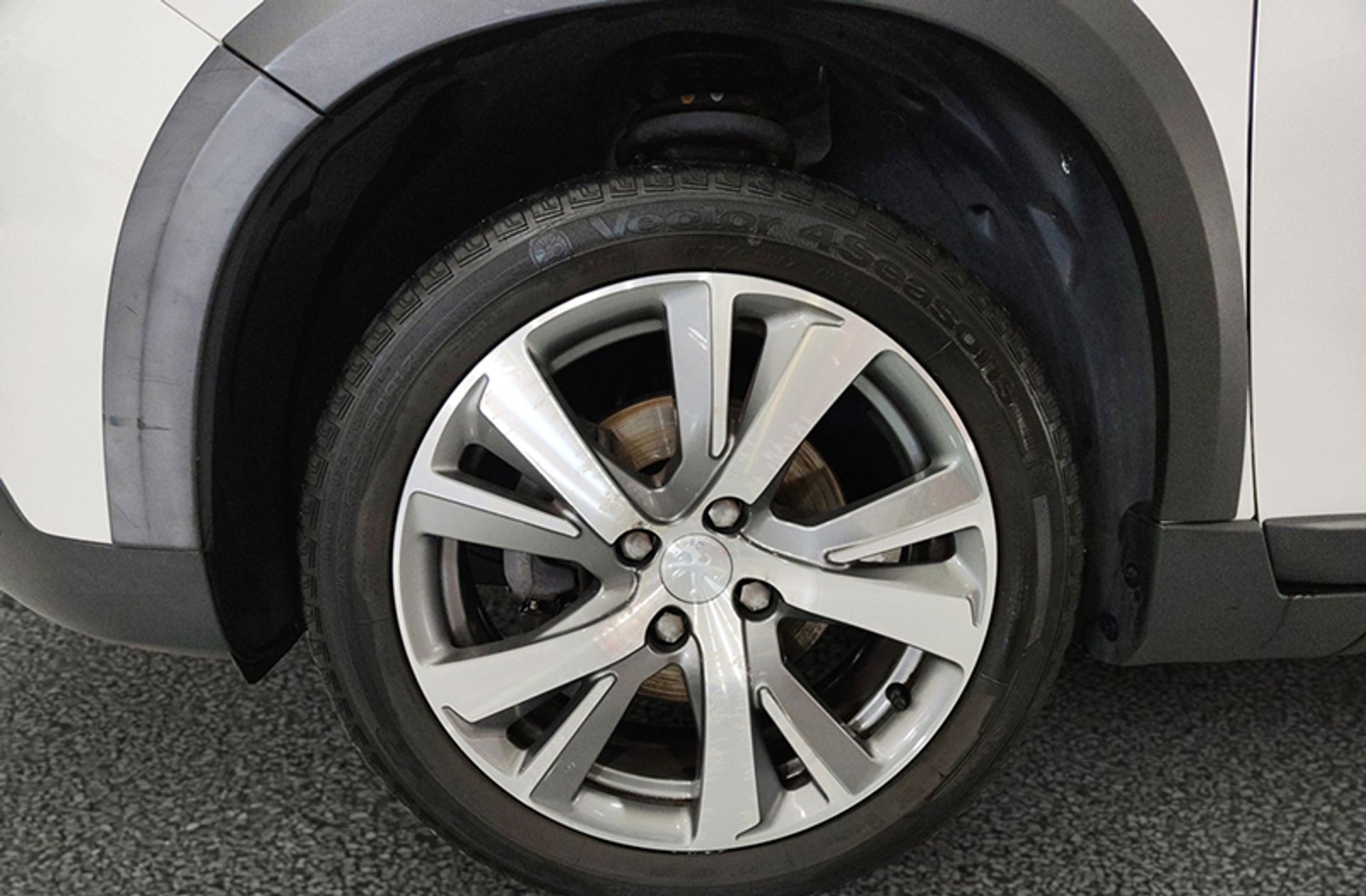 Peugeot 2008 BlueHDi 120 Crossway - foto 31