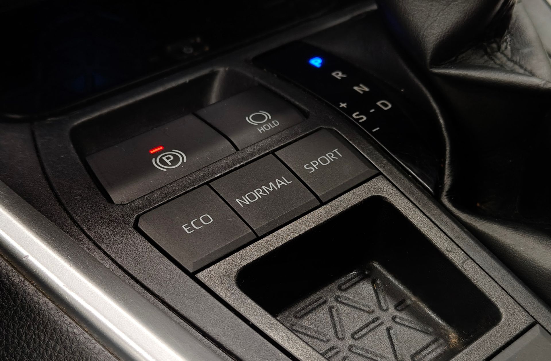 Toyota RAV4 2.5l hybrid Feel! - foto 9