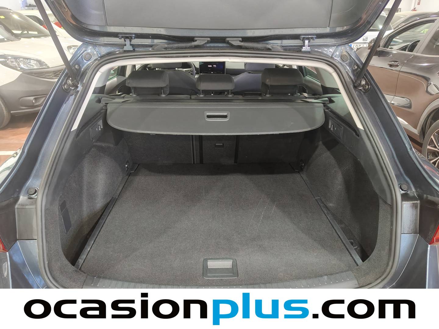 Foto Seat León SEAT León ST 1.5 TSI Style 25 Aniversario  (115 CV)