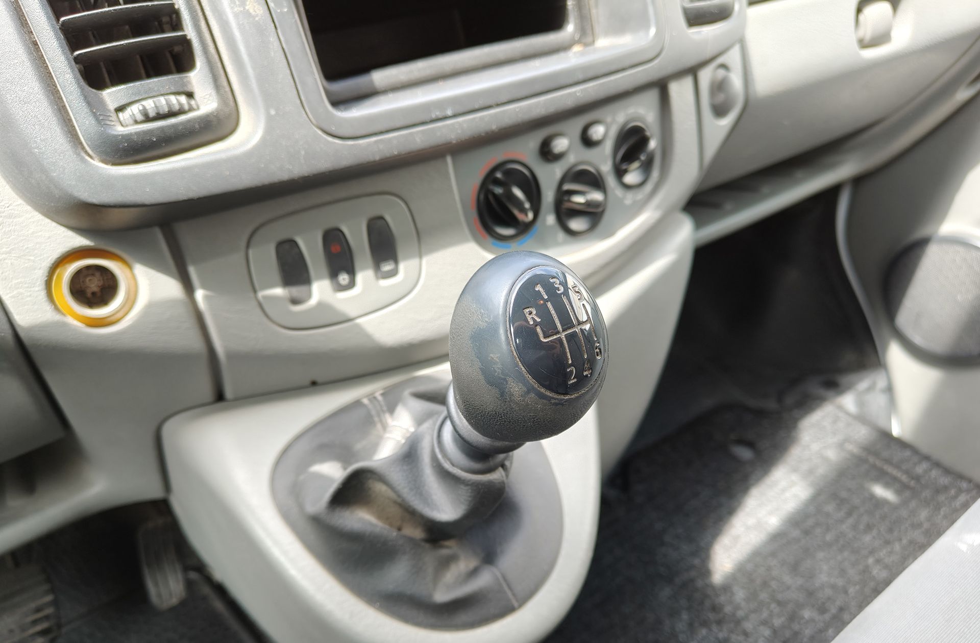 Nissan Primastar Furgon 2.0 dCi Anticipated Premium Larga - foto 5