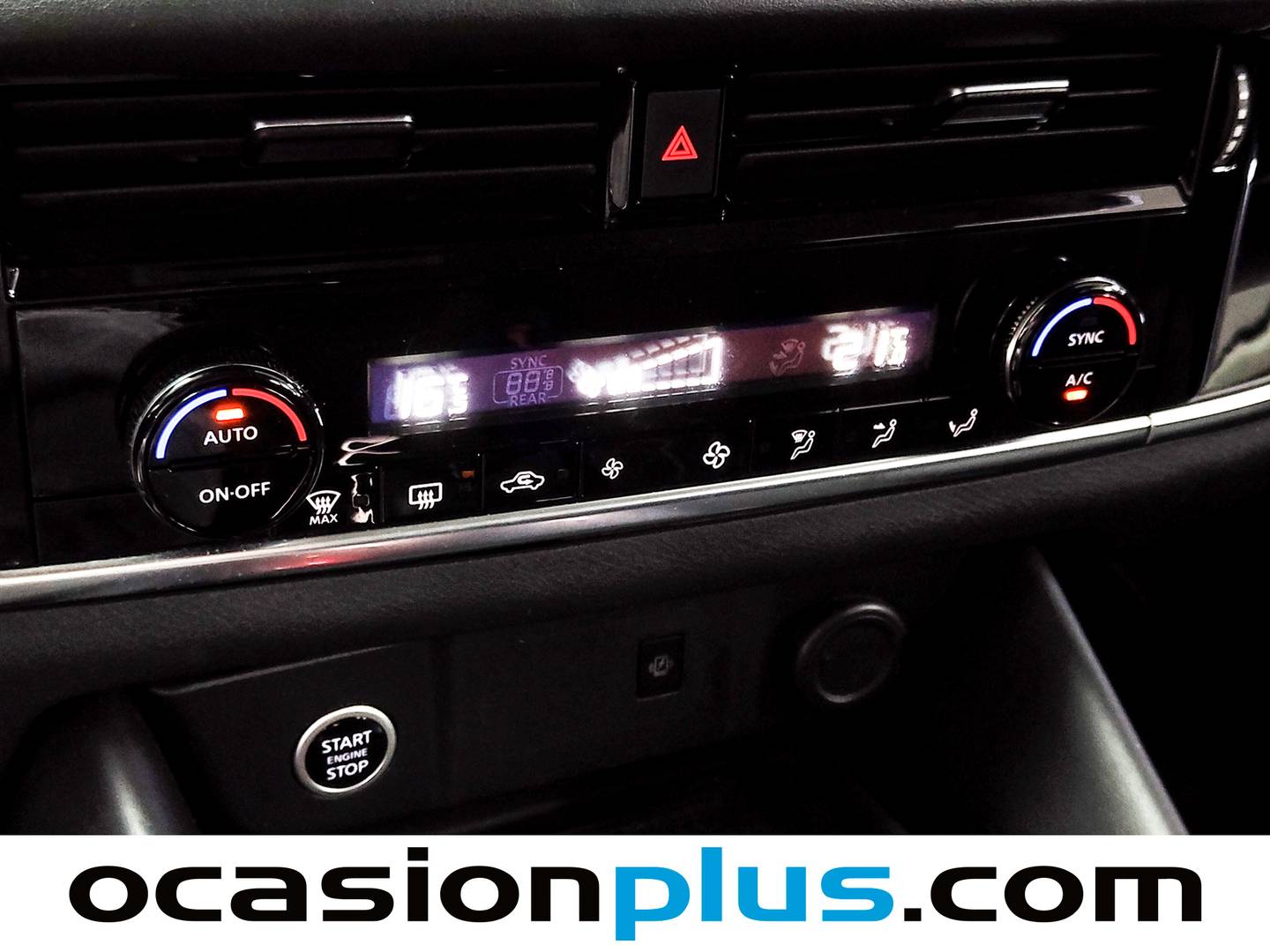 Foto Nissan QASHQAI Nissan Qashqai DIG-T 158 mHEV N-Connecta CVT (158 CV)