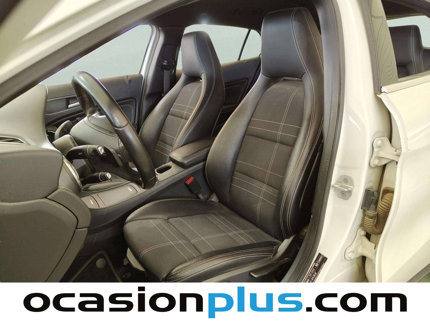 Foto Mercedes GLA Mercedes-Benz GLA 200 d Urban (136 CV)