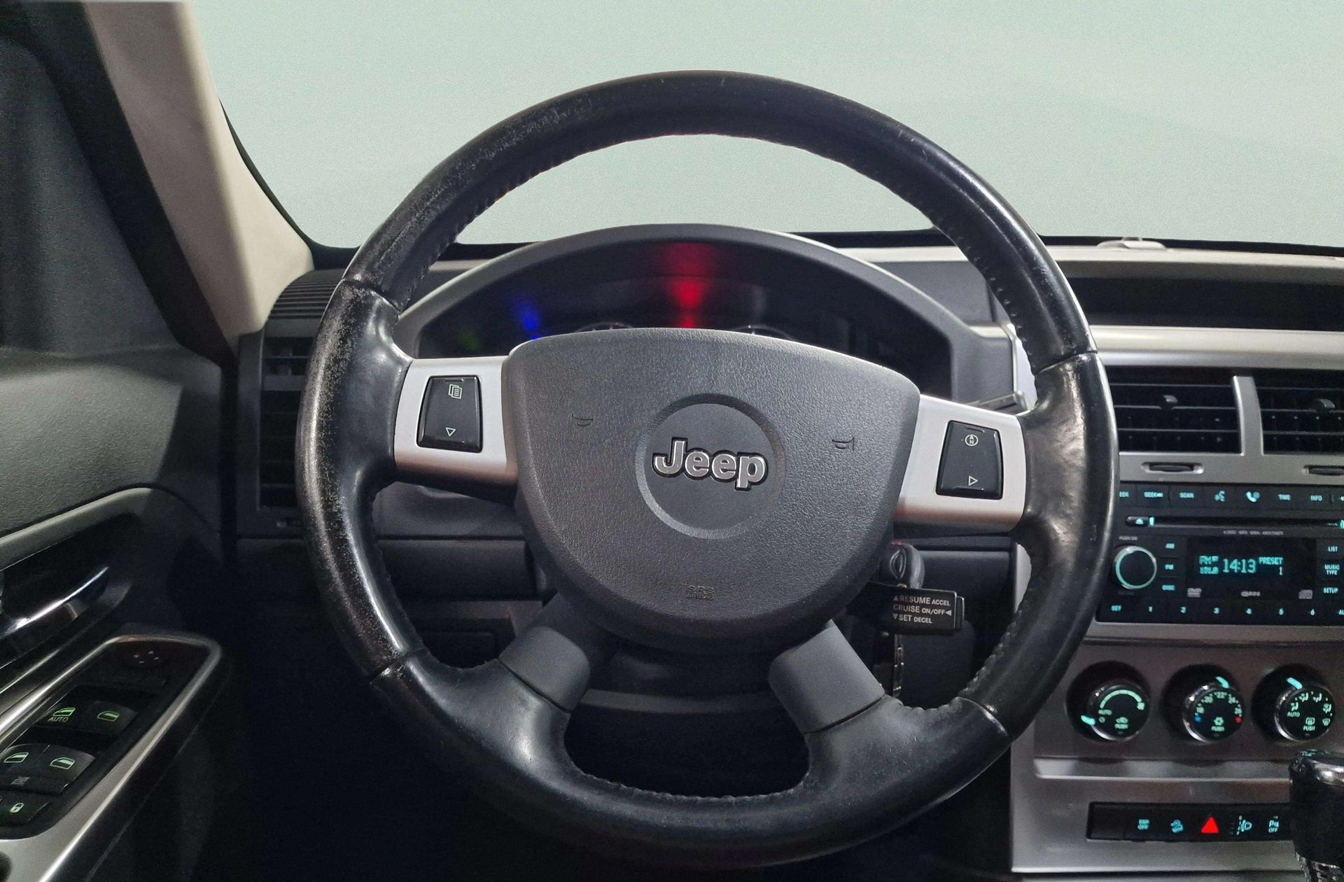 Jeep Cherokee 2.8 CRD Limited 4x4 - foto 20