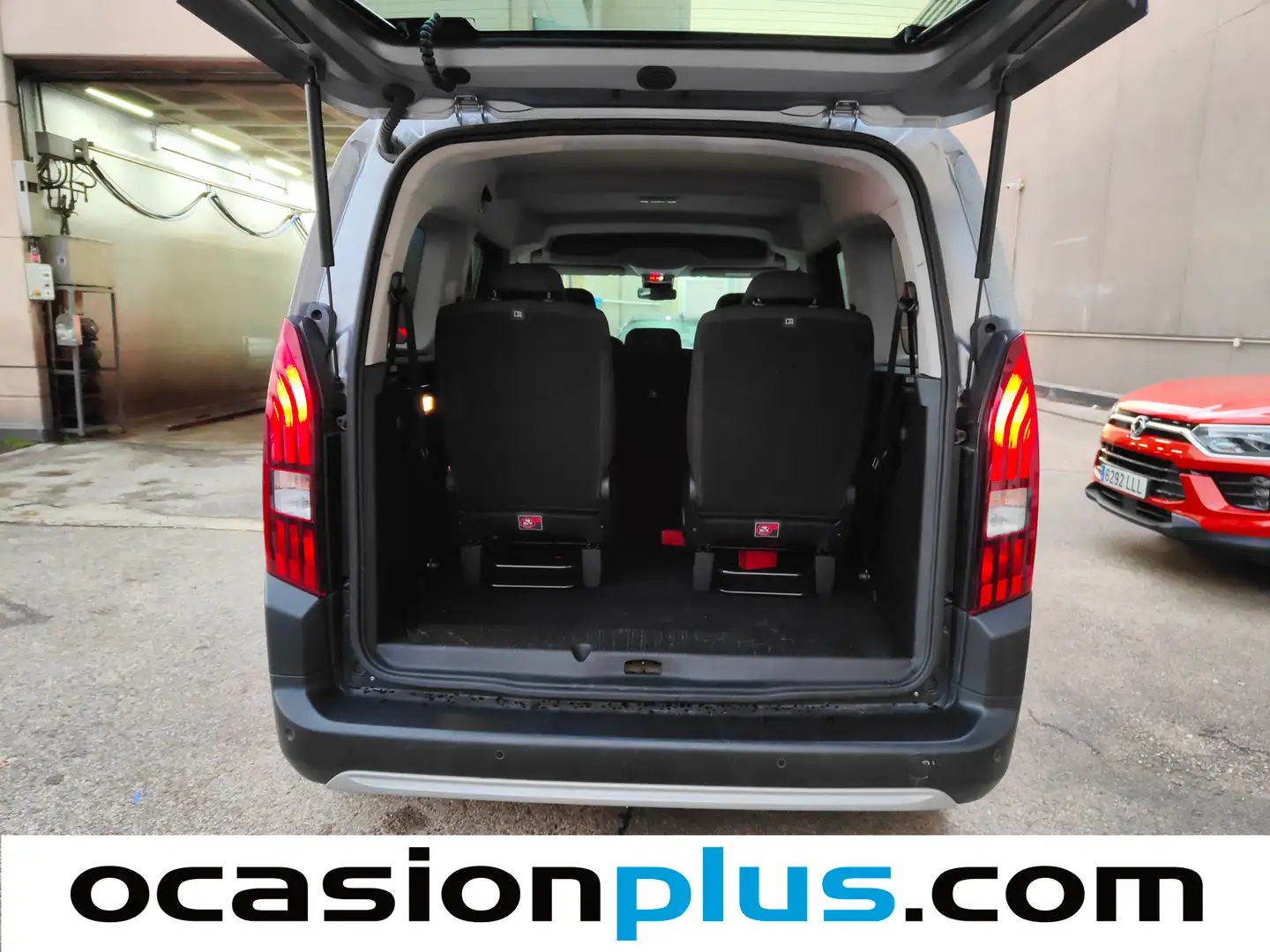 Foto Peugeot Rifter Peugeot Rifter BlueHDi 130 S&S GT Long EAT8 (130 CV) 7 Plazas