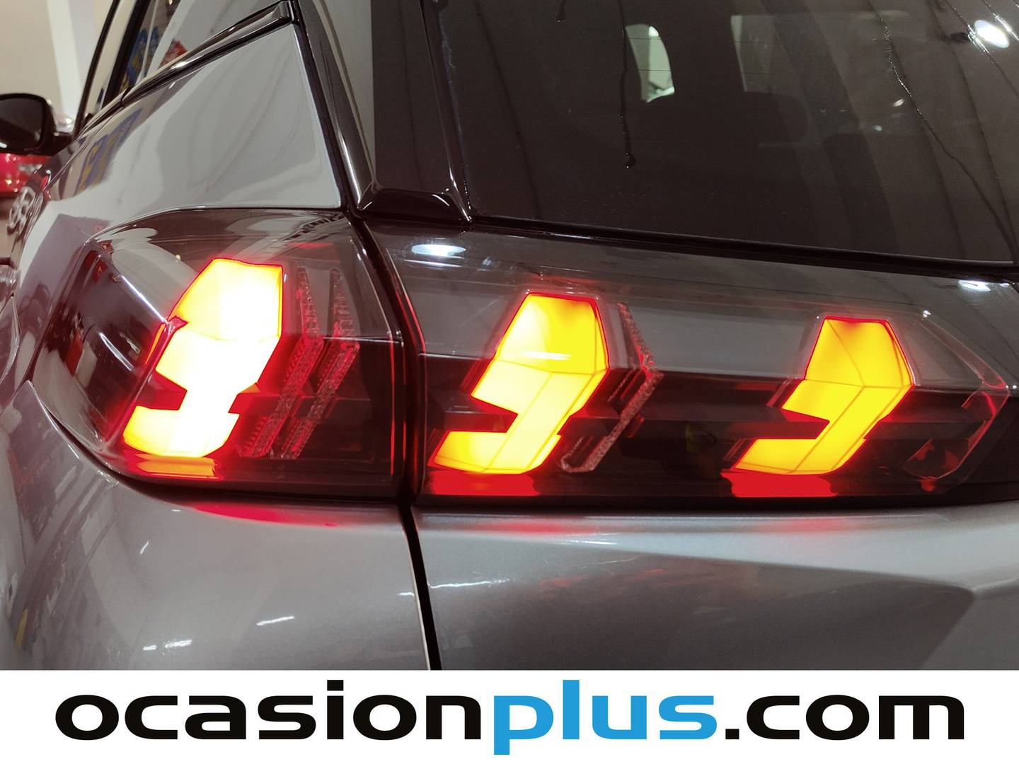 Peugeot 2008 Peugeot 2008 GT Puretech 130 S&S BVM6 gasolina