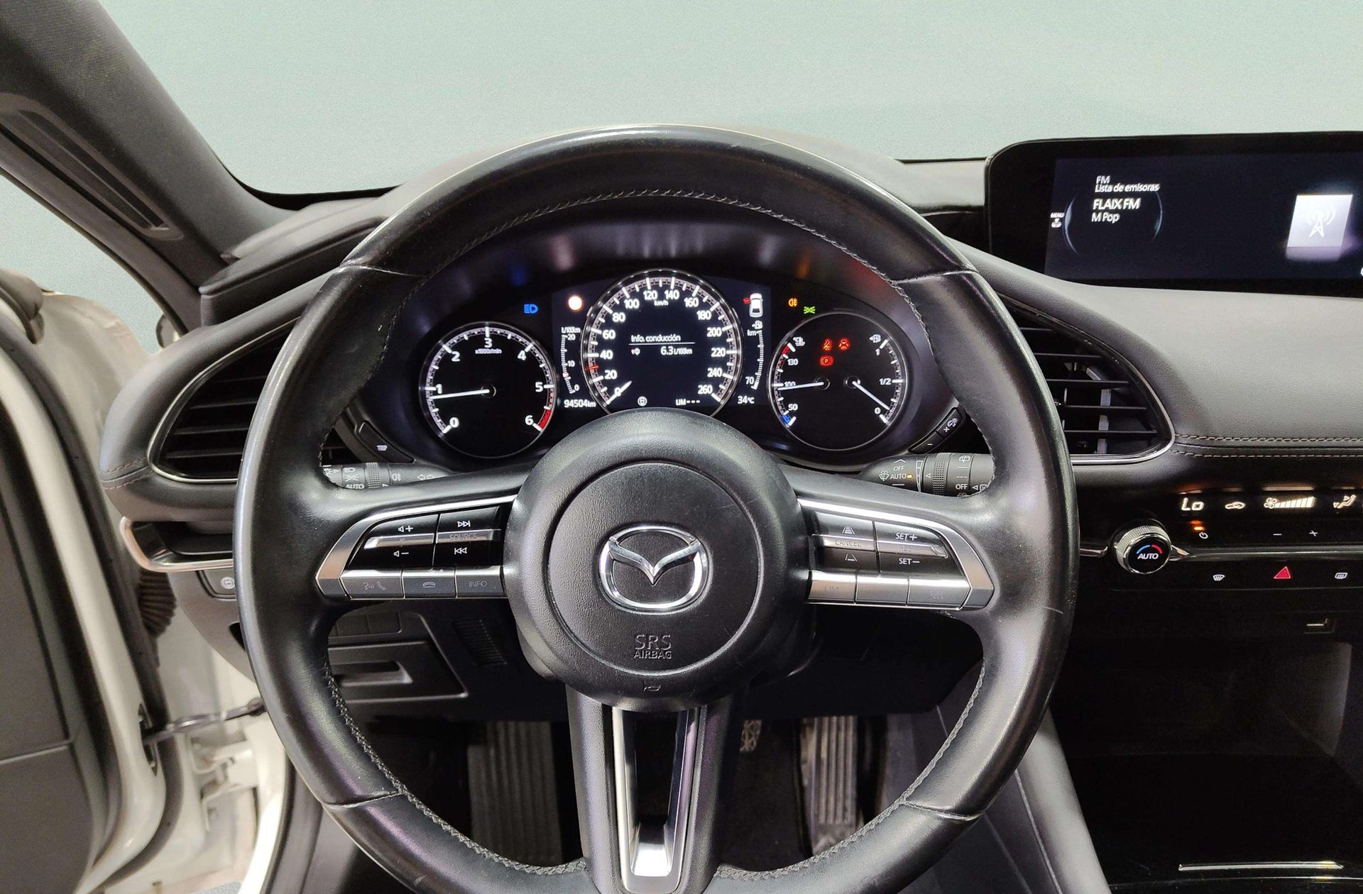 Mazda Mazda3 1.8 Skyactiv-D Evolution - foto 22