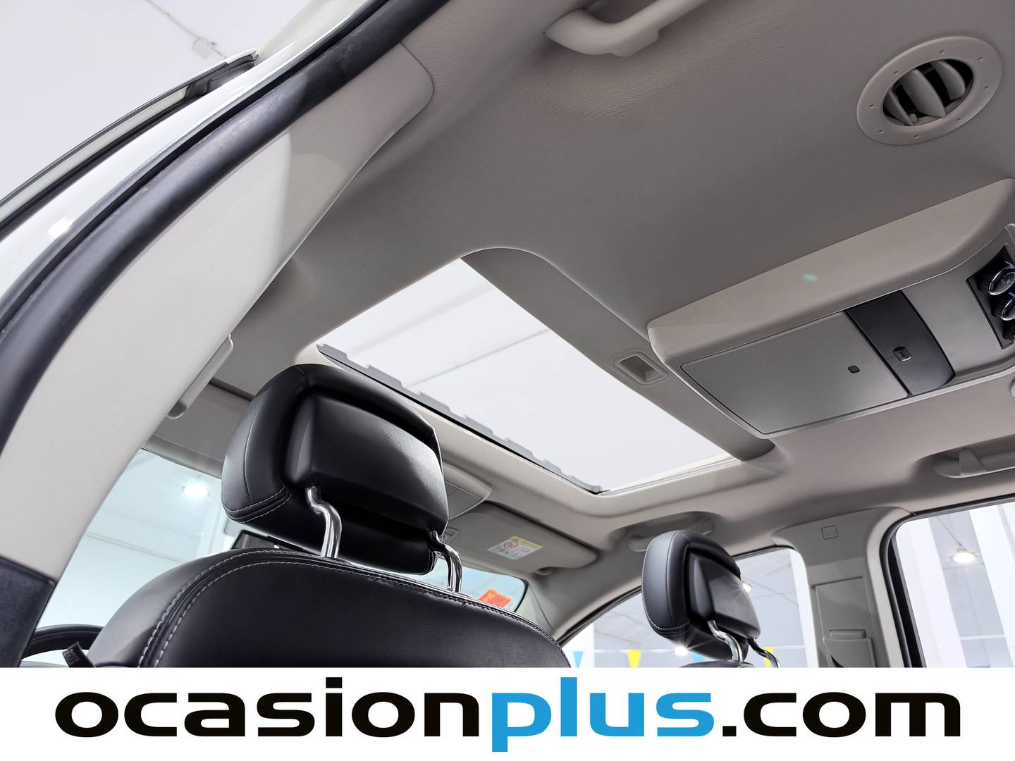 Extras y acabados del Fiat Freemont Fiat Freemont 2.0 16v Diesel Lounge (140 CV) 7 Plazas