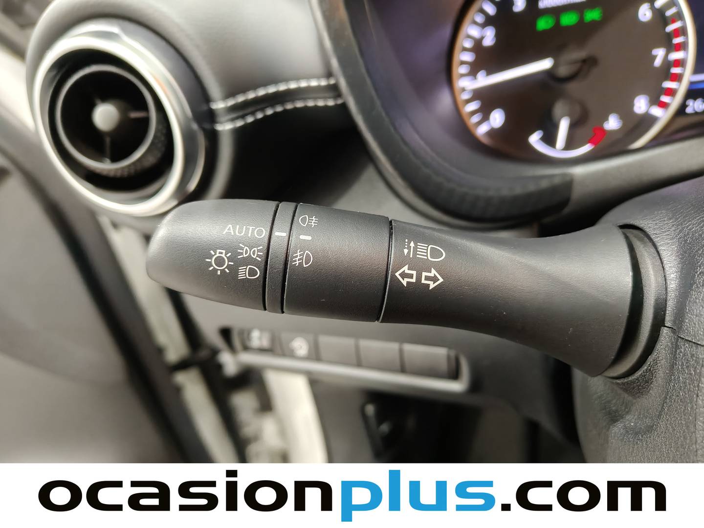 Foto Nissan JUKE Nissan Juke DIG-T 114 N-Design 4X2 (114 CV)