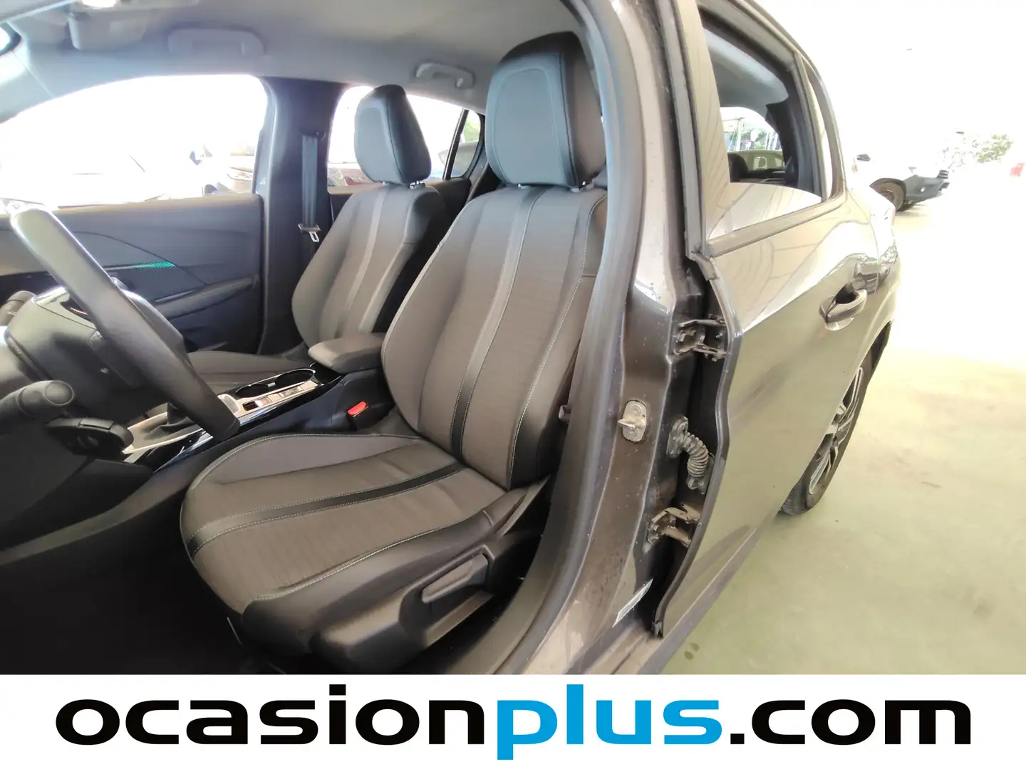 Foto Peugeot 208 Peugeot 208 PureTech 100 Allure (100 CV)