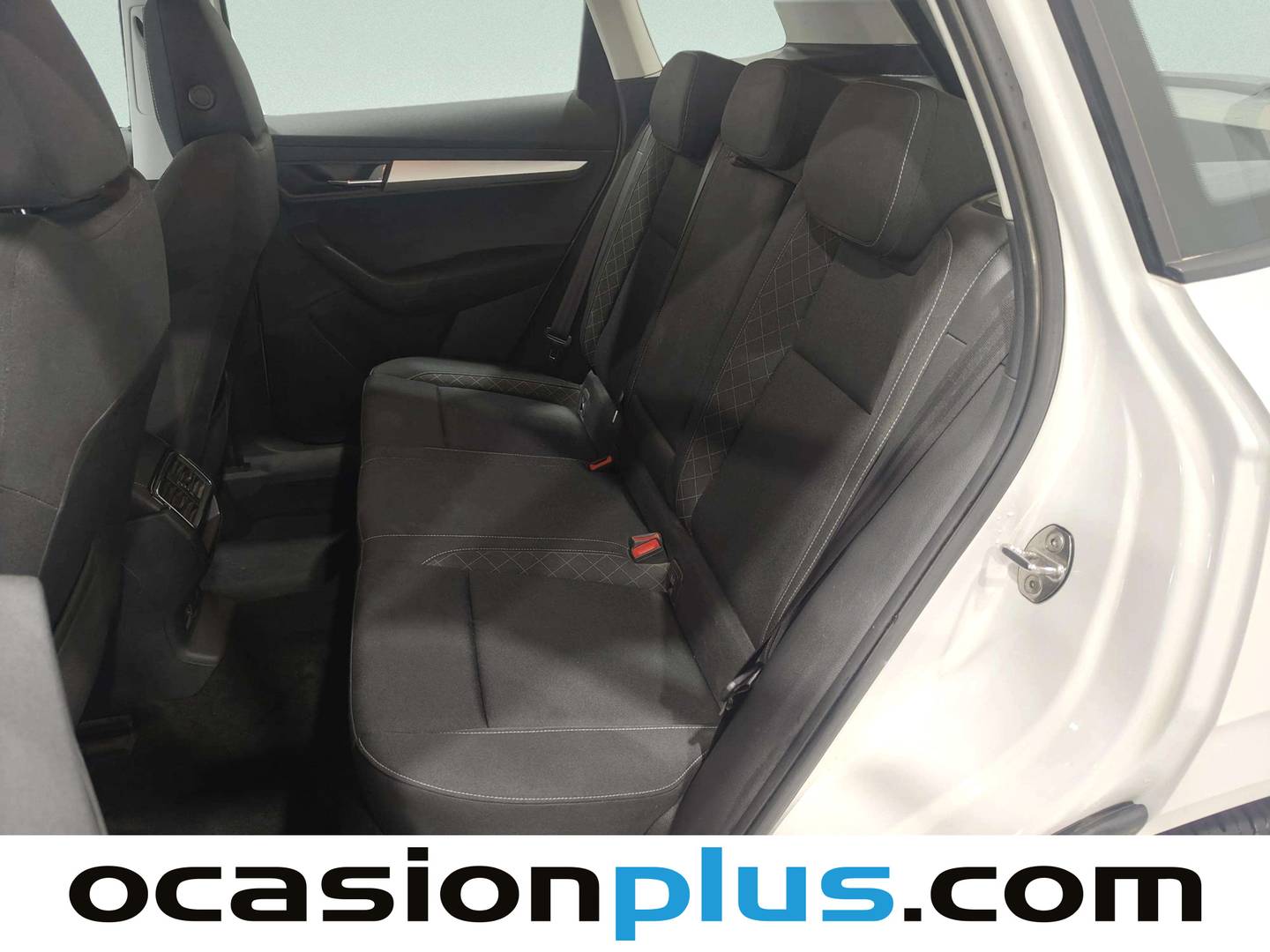Foto asientos traseros Skoda Karoq Skoda Karoq 2.0 TDI Ambition 4X4 DSG (150 CV)
