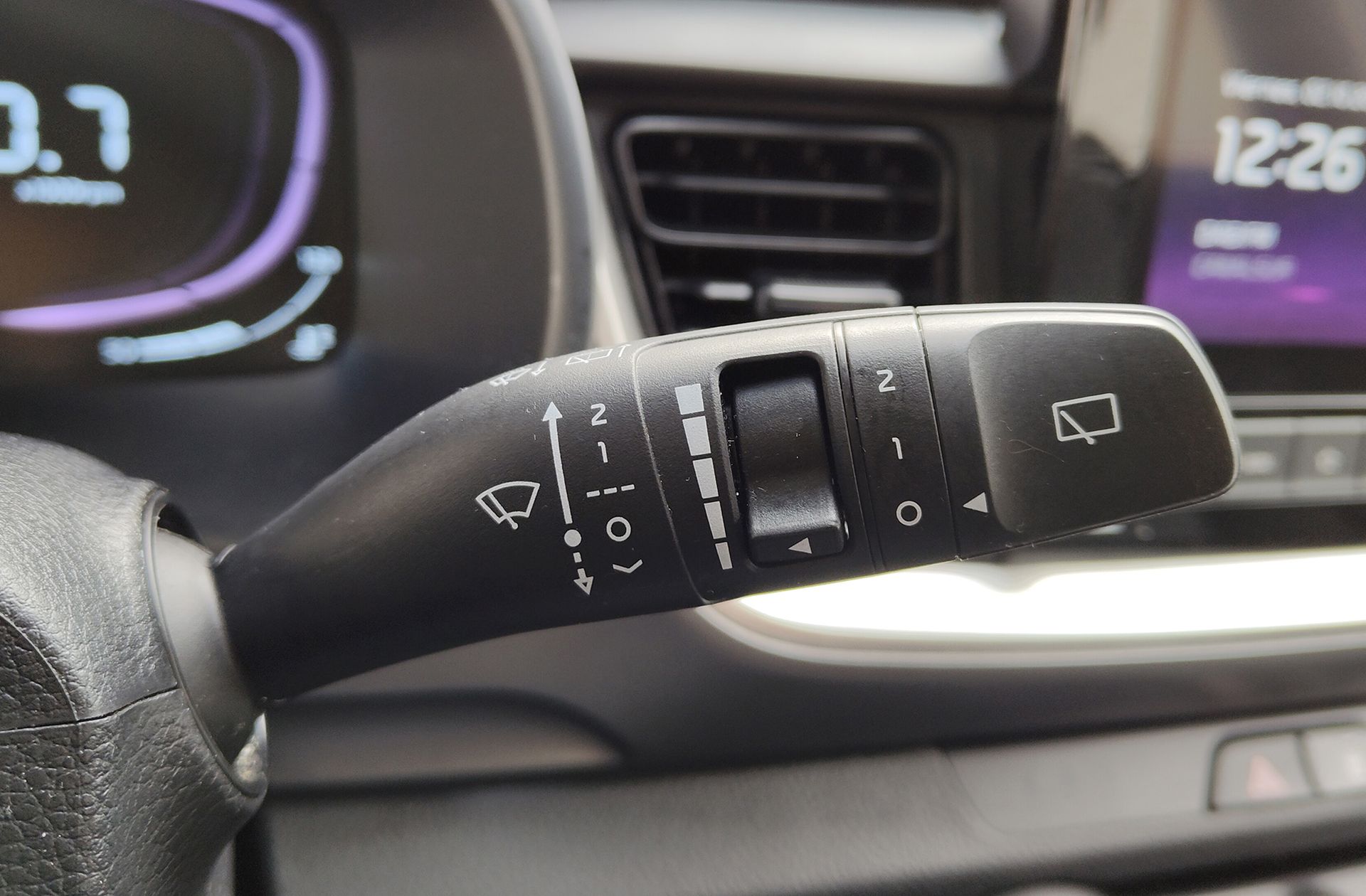 Kia Stonic 1.2 DPi Concept - foto 26