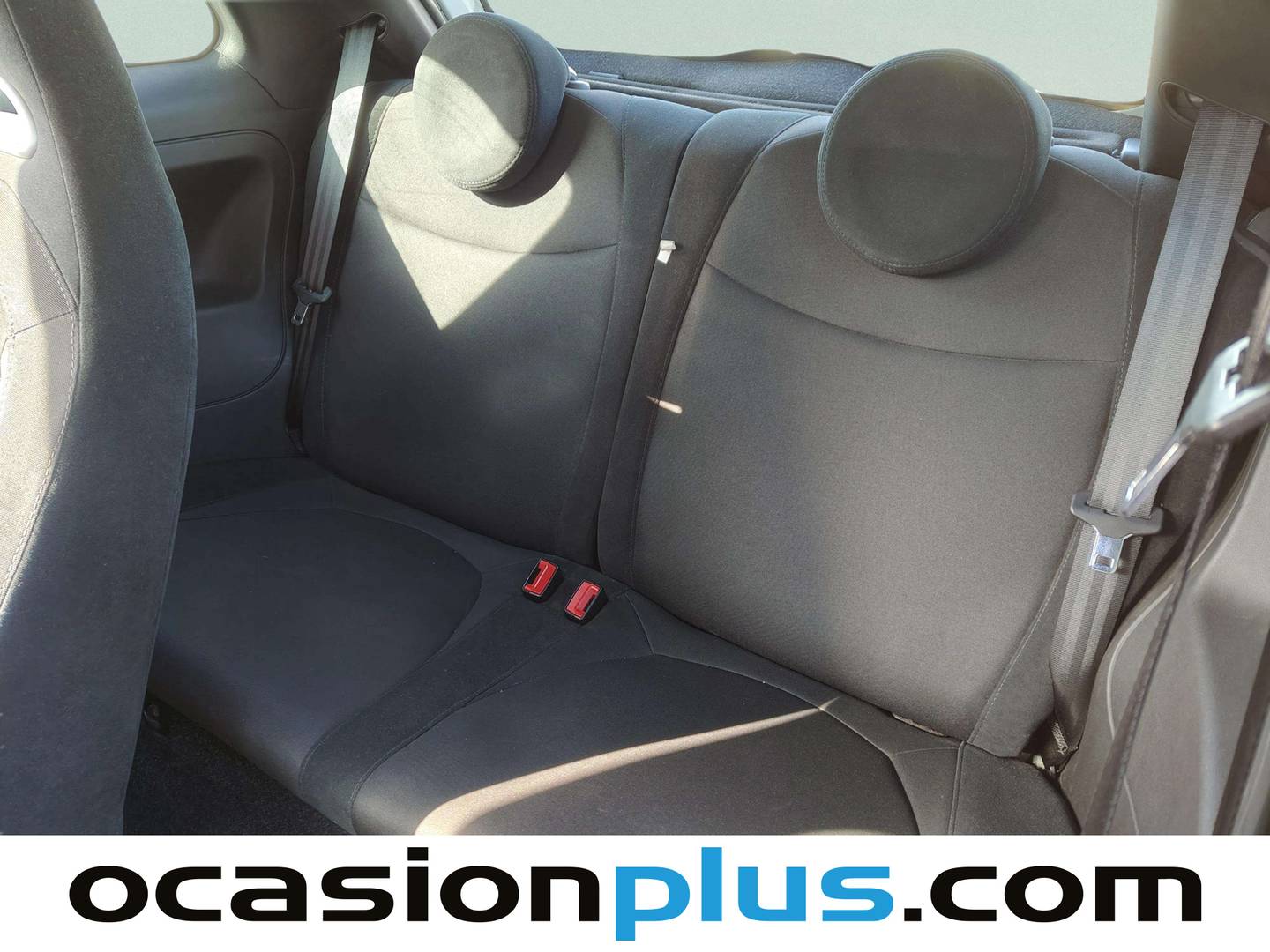 Foto asientos traseros Abarth 500 Abarth 500 1.4 16v T-Jet F595 (165 CV)