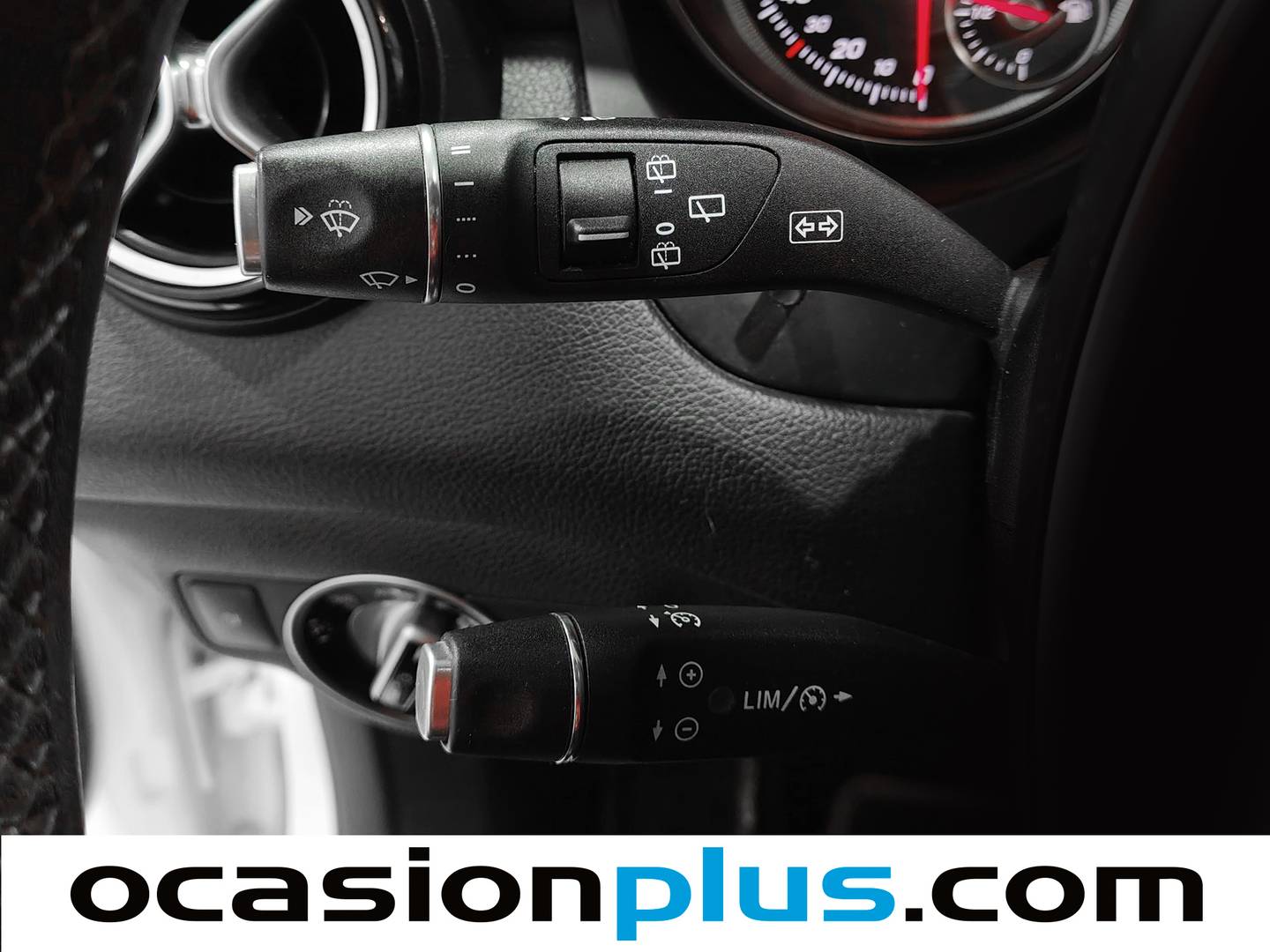 Foto Mercedes GLA Mercedes-Benz GLA GLA 180 (122 CV) Pack AMG