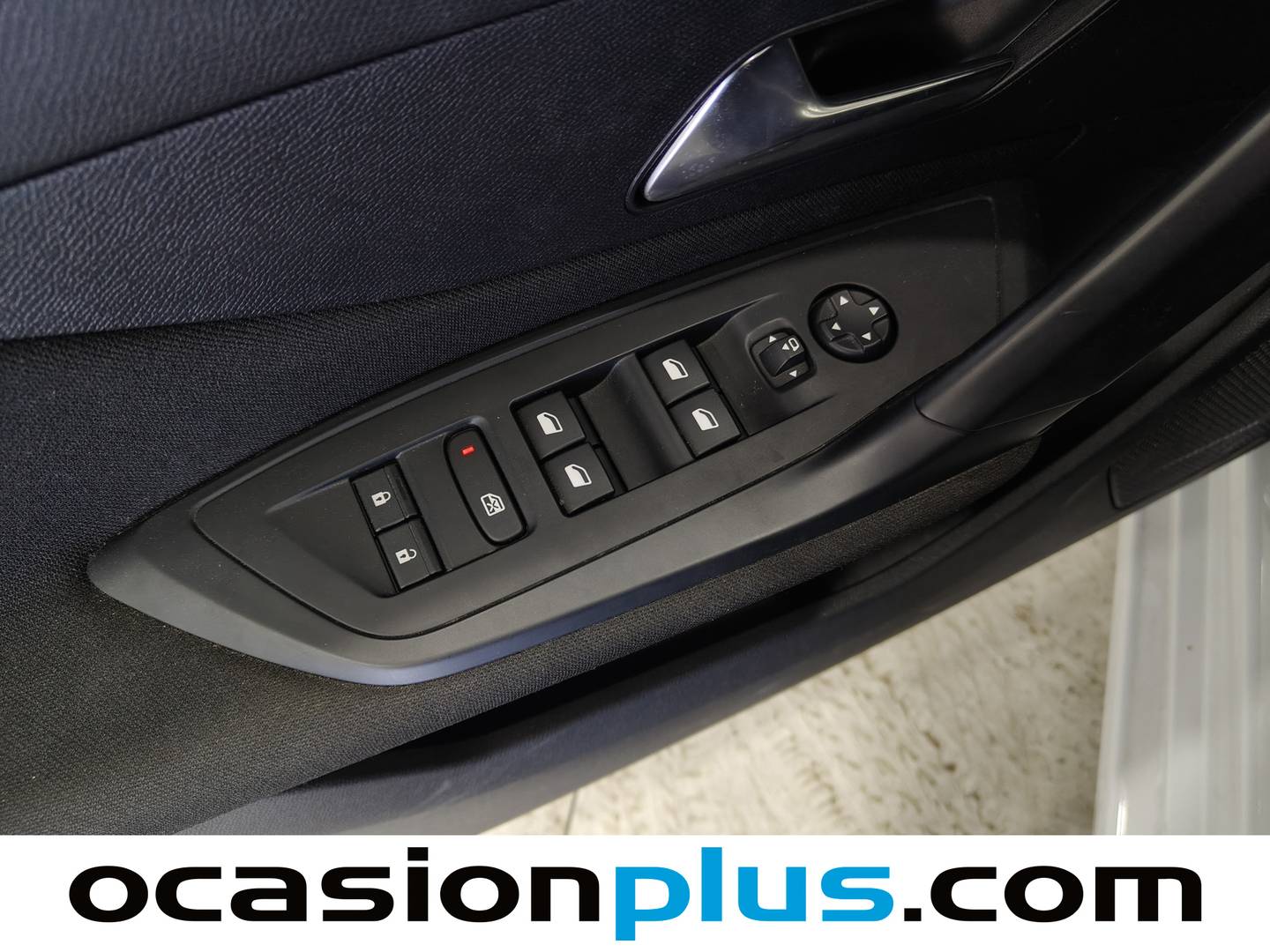 Foto Peugeot 308 Peugeot 308 PureTech 130 S&S Active Pack EAT8  (130 CV)