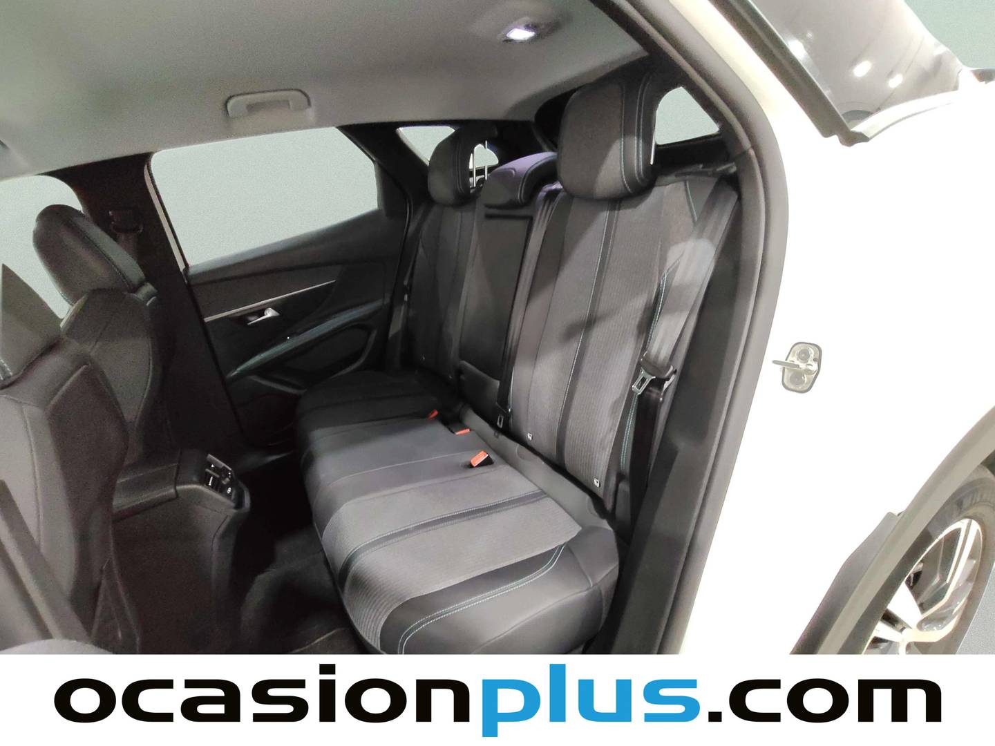 Foto asientos traseros Peugeot 3008 Peugeot 3008 BlueHDi 130 S&S Allure Pack (130 CV)