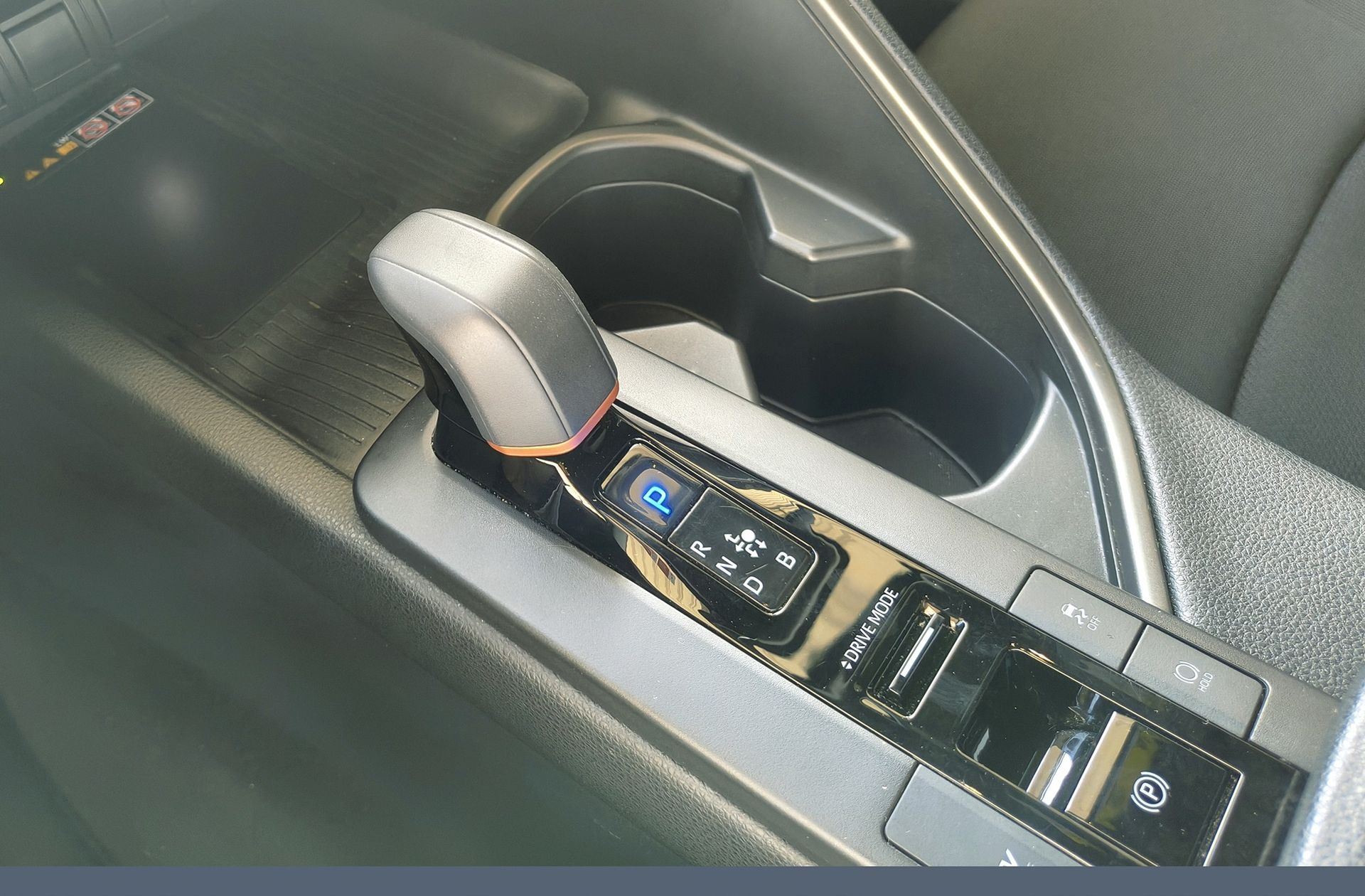Toyota C-HR 1.8 125H Advance - foto 5