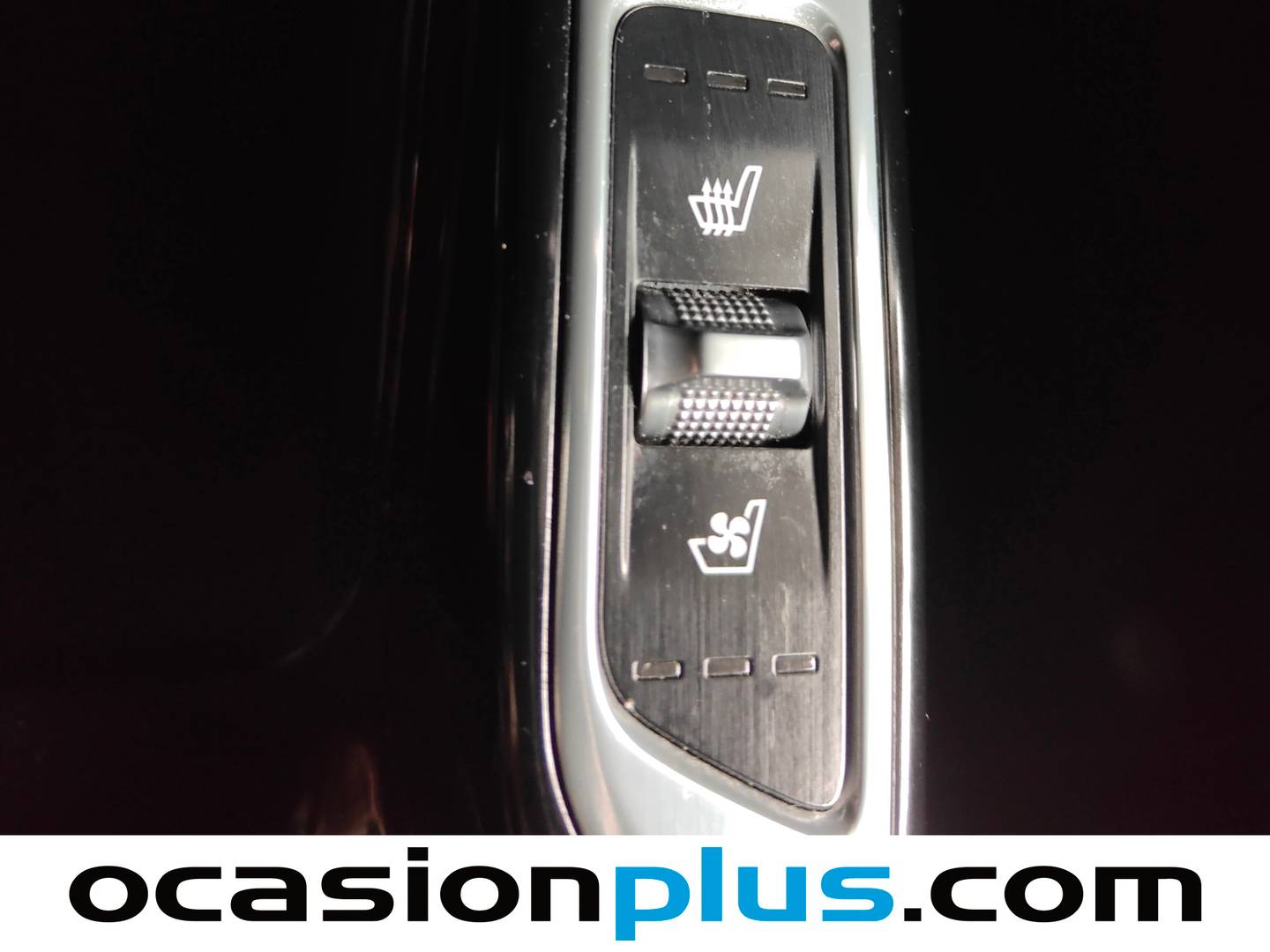 Paquetes del KIA Sorento KIA Sorento 1.6 T-GDi HEV Emotion 4x2 (Pack Luxury) Auto (230 CV) 7 Plazas