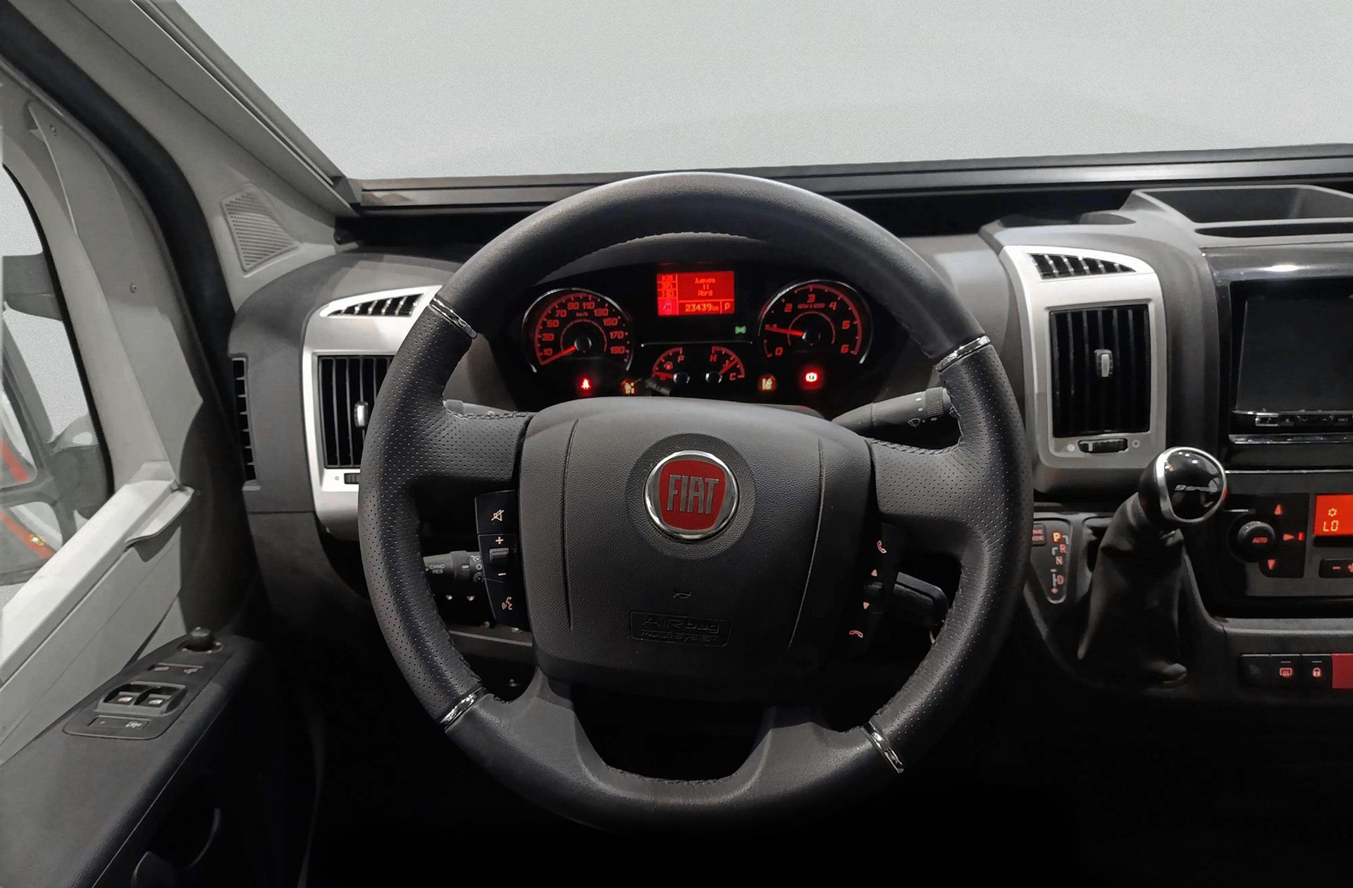 Fiat Ducato Furgón Maxi 35 L4 H3 2.3 1FA - foto 38