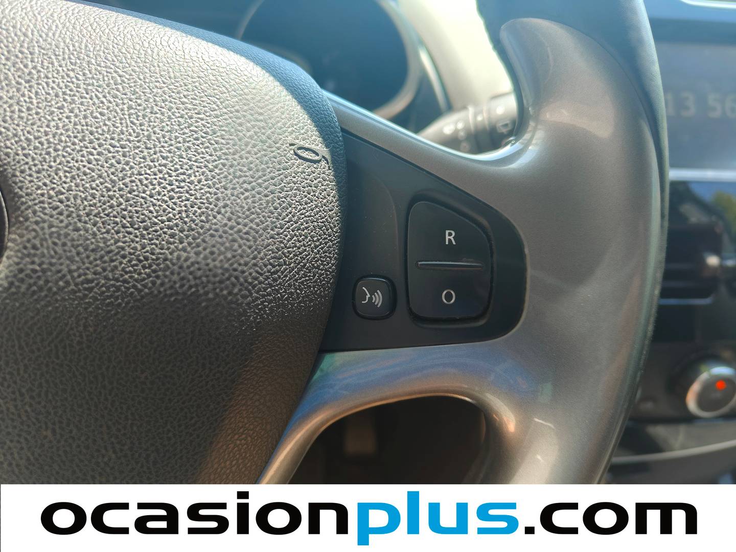 Renault Clio Renault Clio Limited 1.2 (75 CV) 75cv