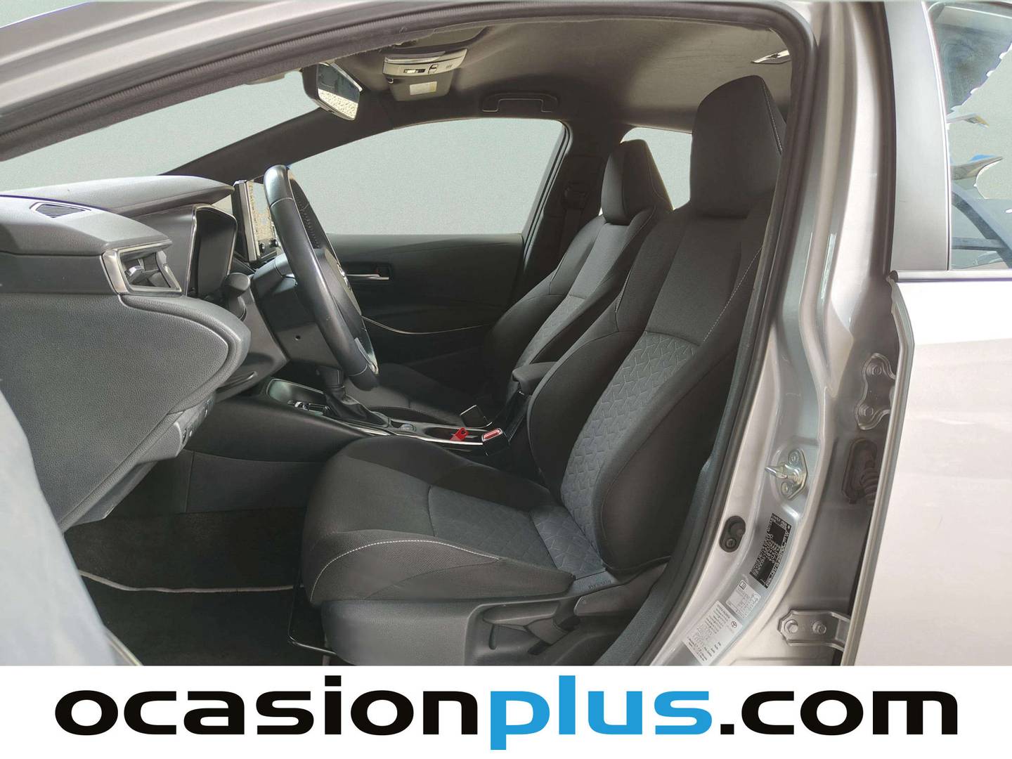 Foto asientos delanteros Toyota Corolla Toyota Corolla 125H Business E-CVT (122 CV)