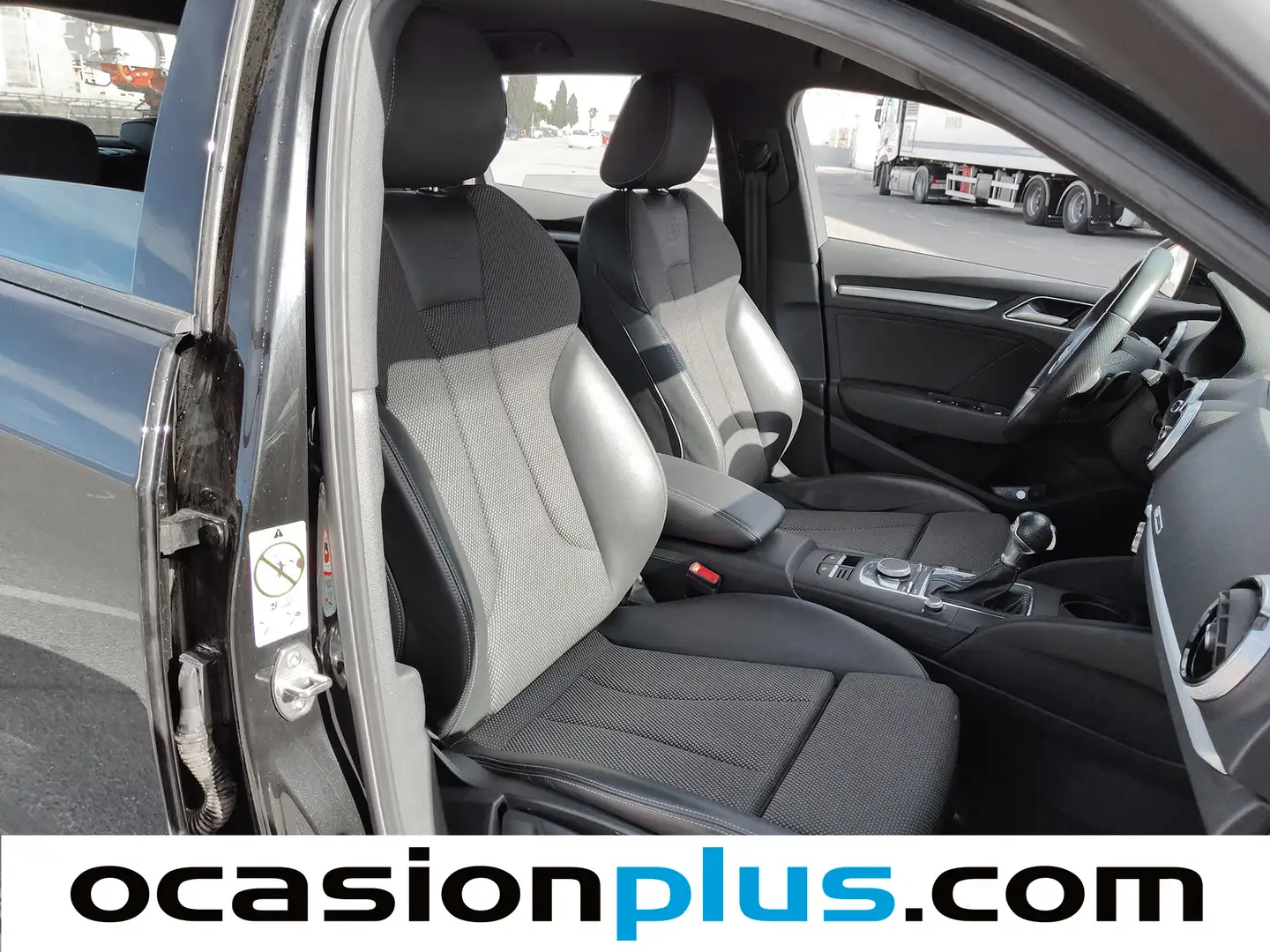 Foto Audi A3 Audi A3 Sportback Sportback ALL-IN edition 35 TFSI  (150 CV) S tronic