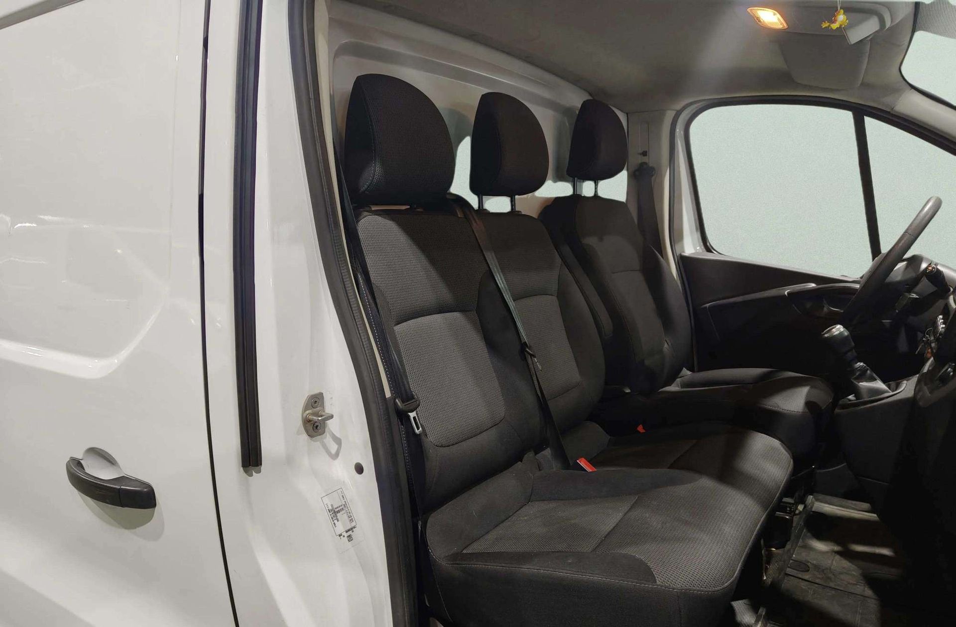 Nissan NV300 2.0 dCi L1H1 1T Optima - foto 11