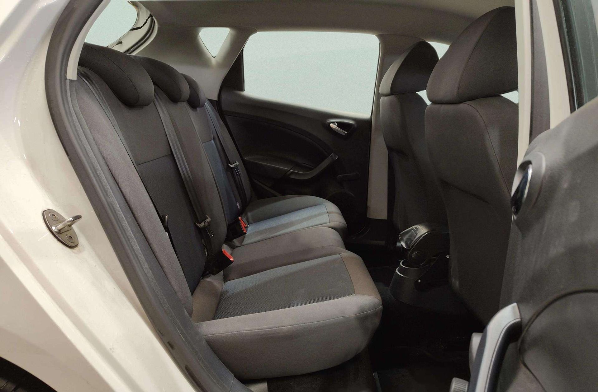 SEAT Ibiza 1.2 TSI Reference ITech 30 Aniversario - foto 15