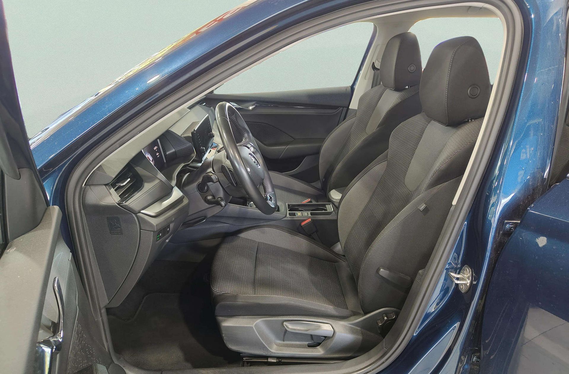 Škoda Octavia Combi Combi 2.0 TDI Ambition DSG 110 - foto 11