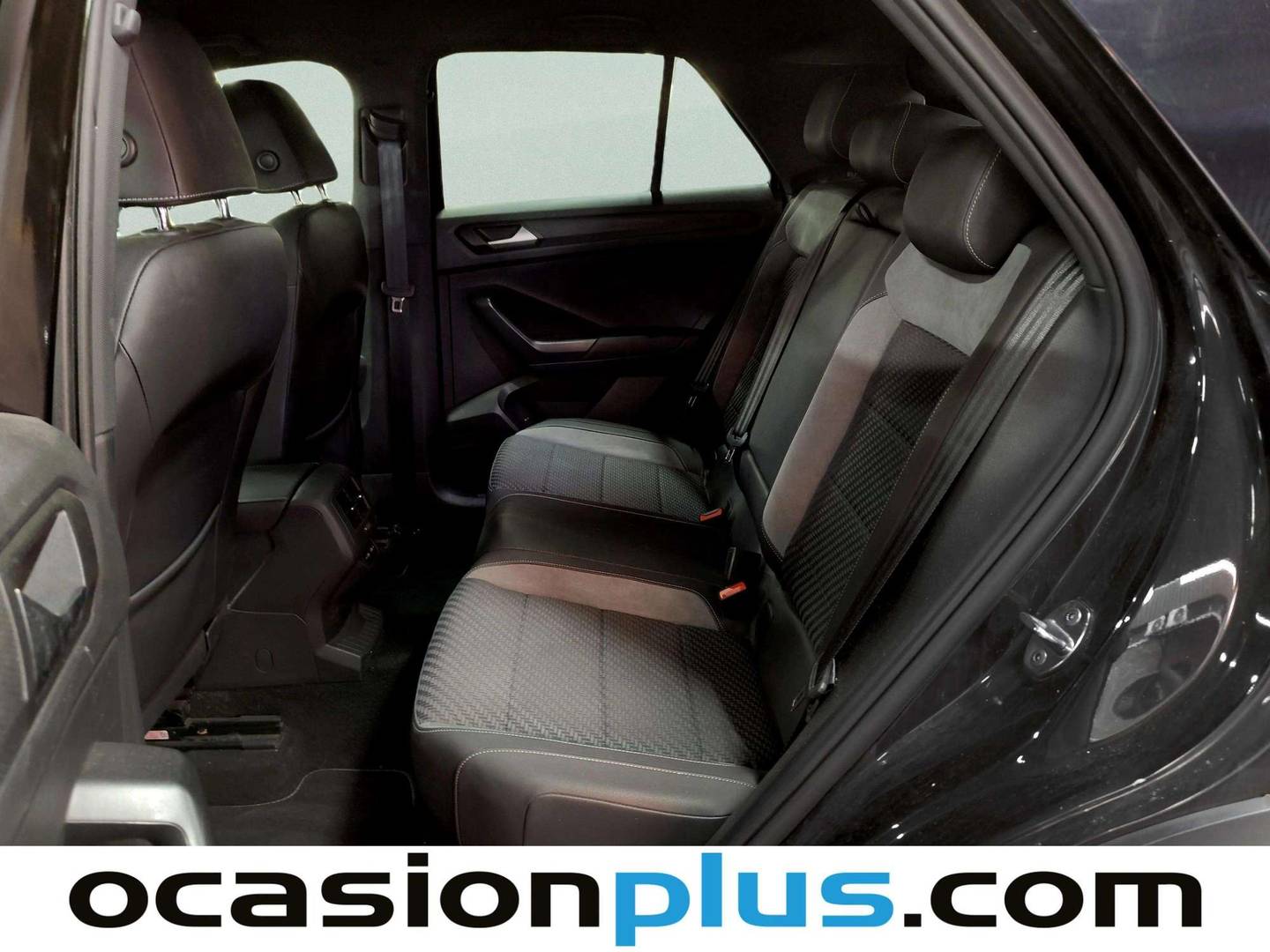 Foto asientos traseros Volkswagen T-Roc Volkswagen T-Roc Sport 1.5 TSI (150 CV) DSG Pack R-Line