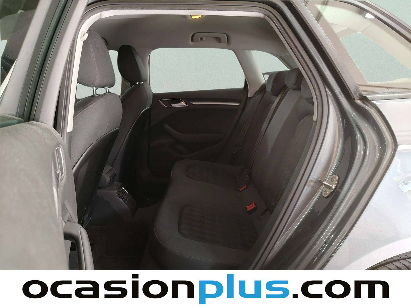 Foto asientos traseros Audi A3 Audi A3 Sportback Attracted 1.6 TDI (105 CV)