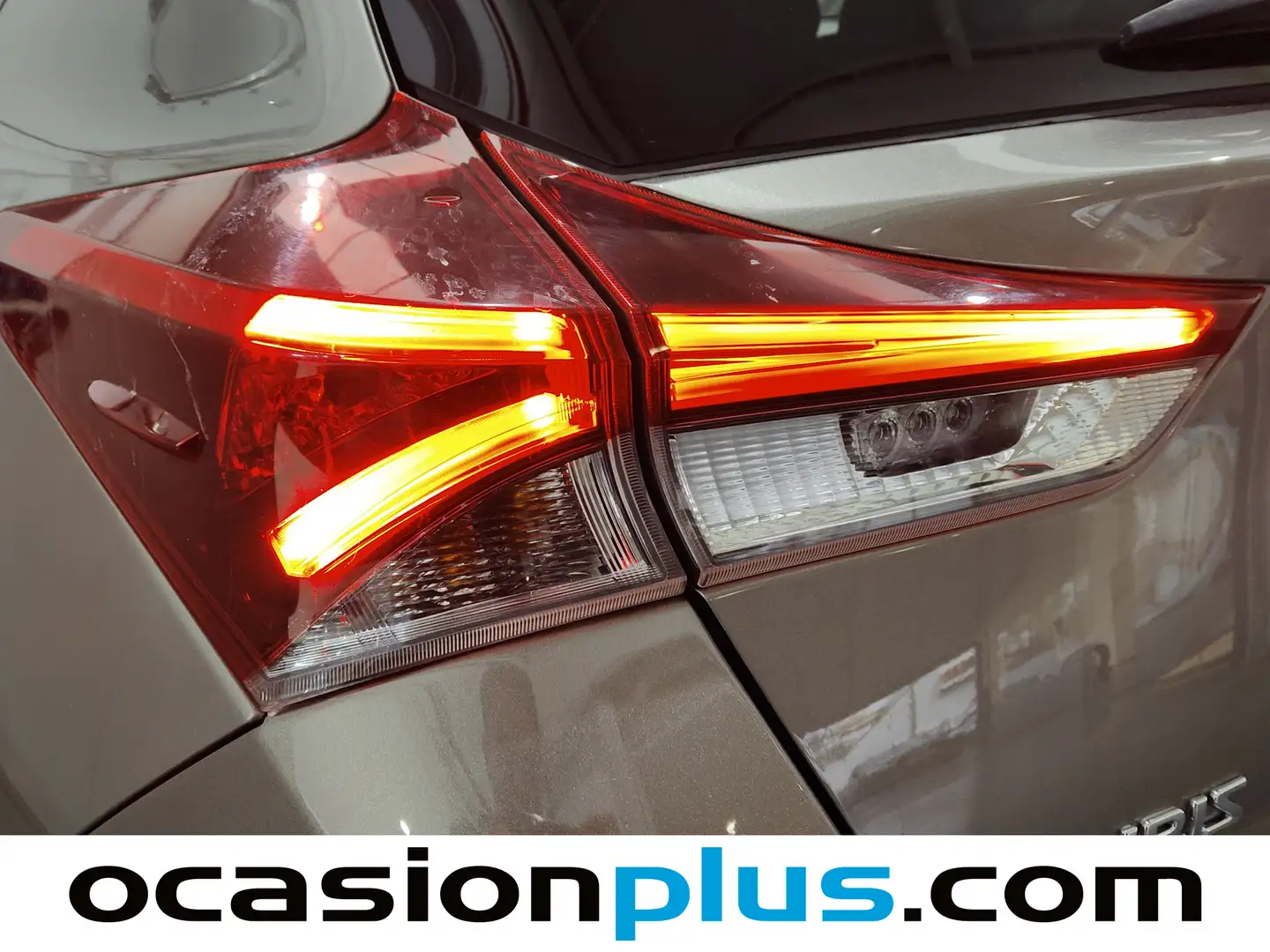 Foto Toyota Auris Toyota Auris 140H Hybrid Feel! (136 CV)