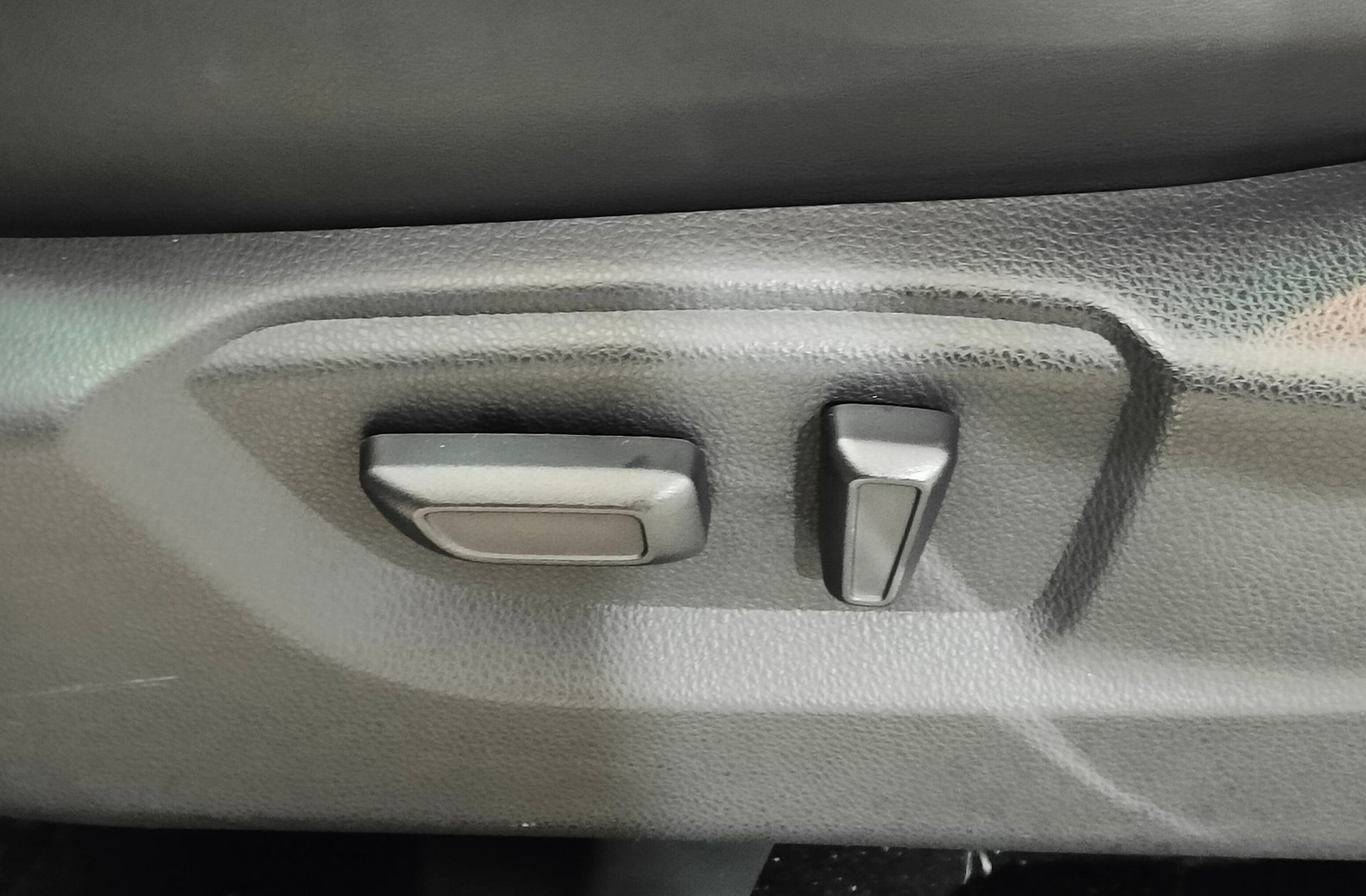 Mitsubishi Eclipse Cross 2.4 PHEV Kaiteki 4WD - foto 15