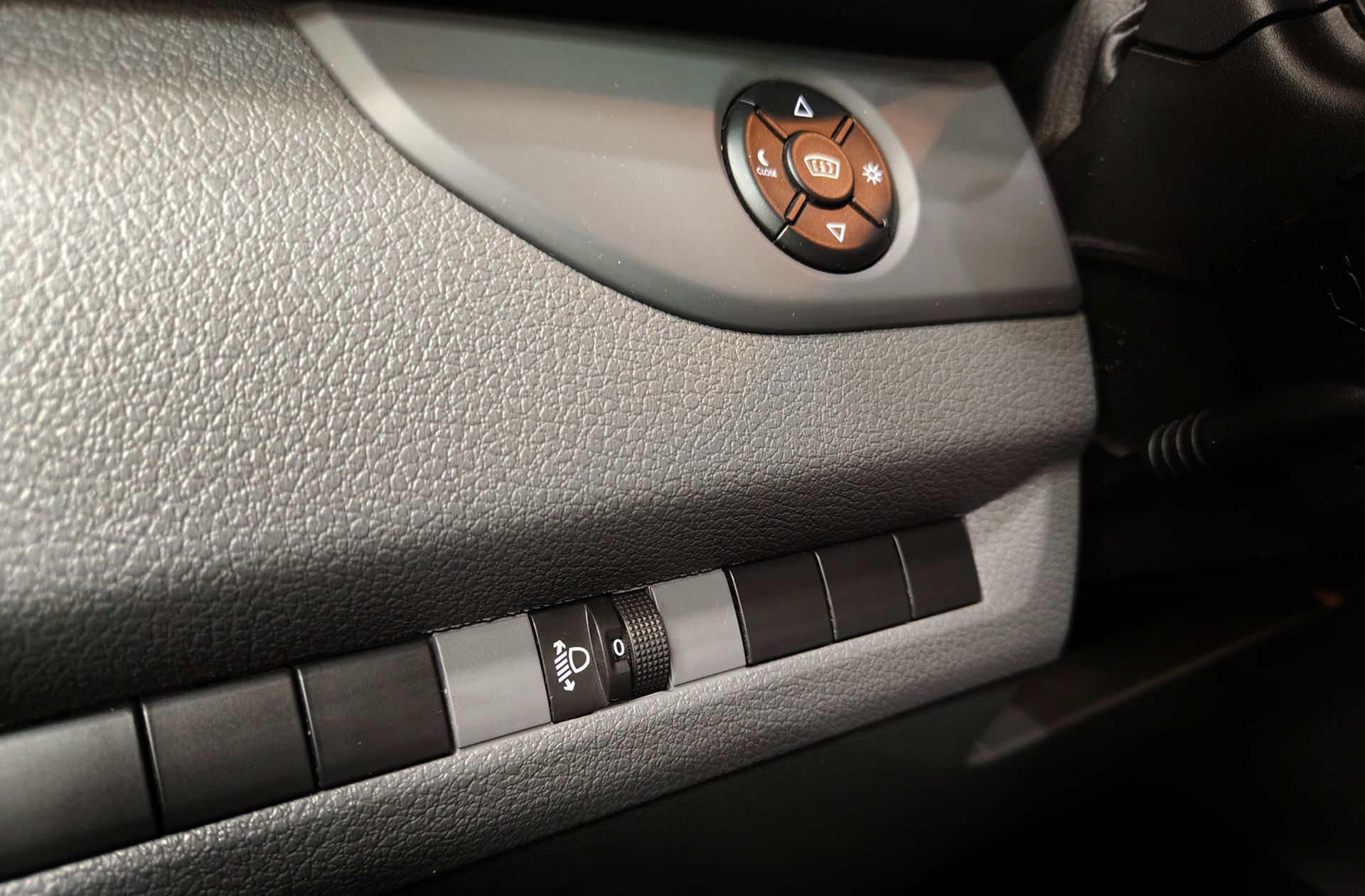 Peugeot Expert Furgon BlueHDi 100 Premium Standard - foto 35
