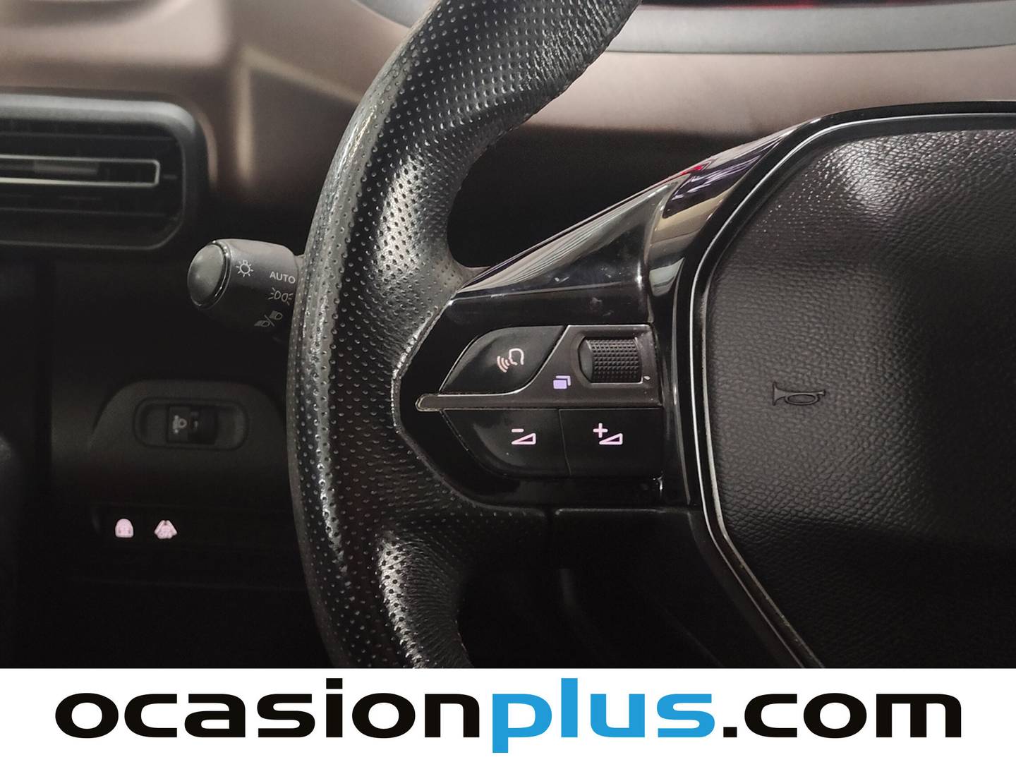 Foto Peugeot Rifter Peugeot Rifter BlueHDi 100 GT Line Standard (100 CV)