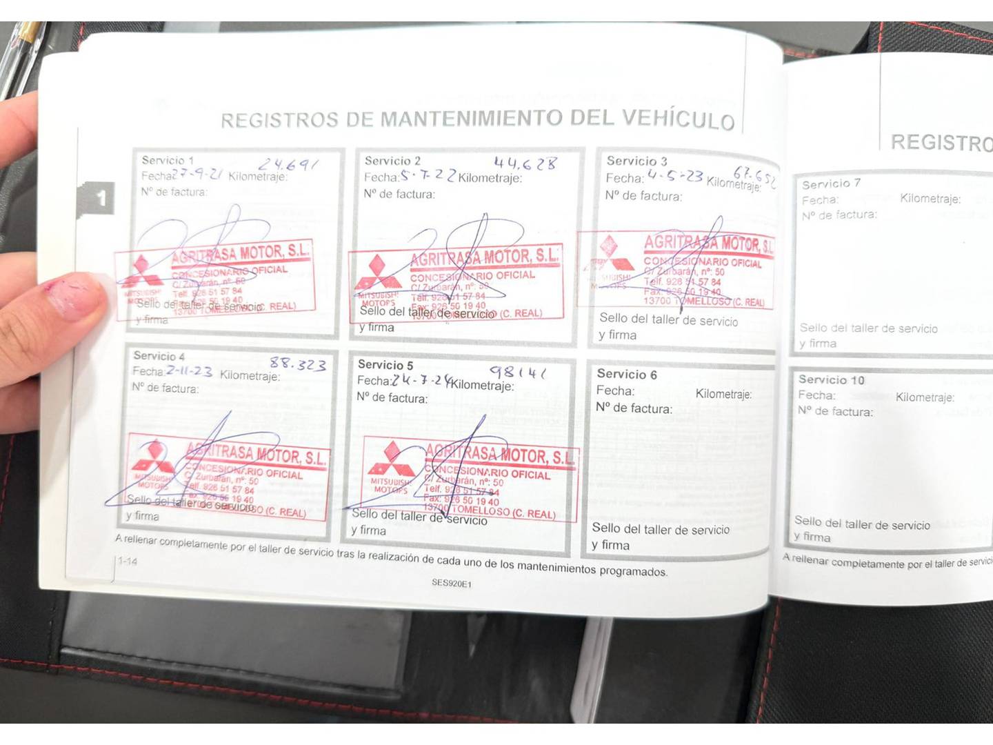 Foto del mantenimiento del Mitsubishi L200 Mitsubishi L200 220 DI-D Doble Cabina Kaiteki (150 CV)
