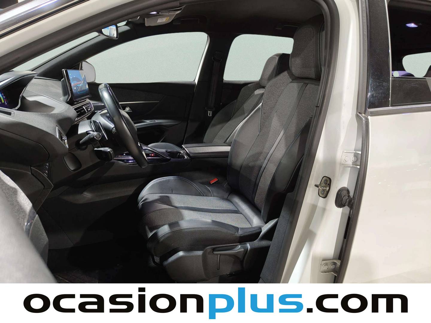 Foto Peugeot 3008 Hybrid Peugeot 3008 Hybrid 300 Allure Pack e-EAT8  (300 CV)