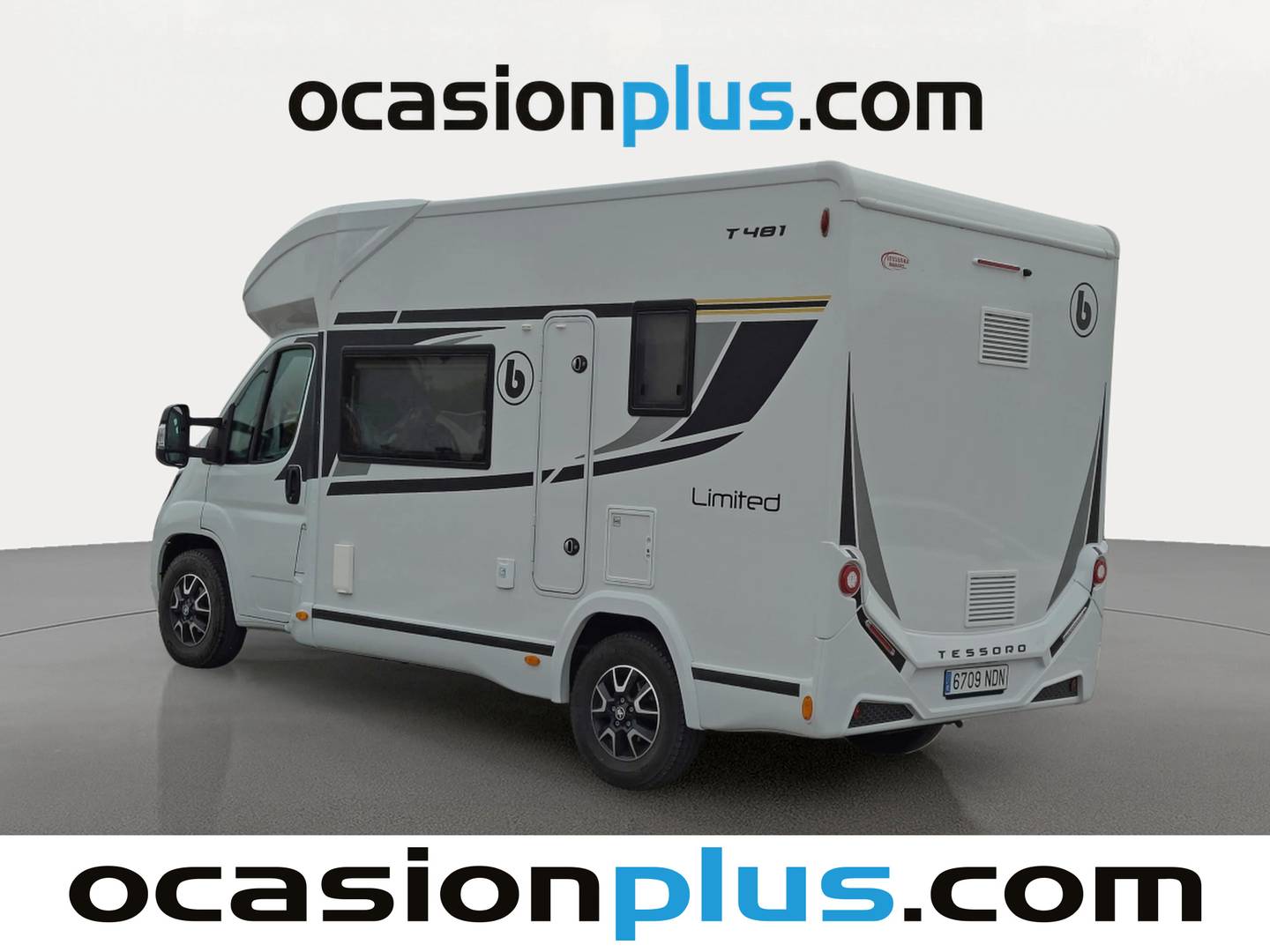 Foto trasera Benimar Benivan Benimar Benivan Tessoro 481 (140 CV) derecha