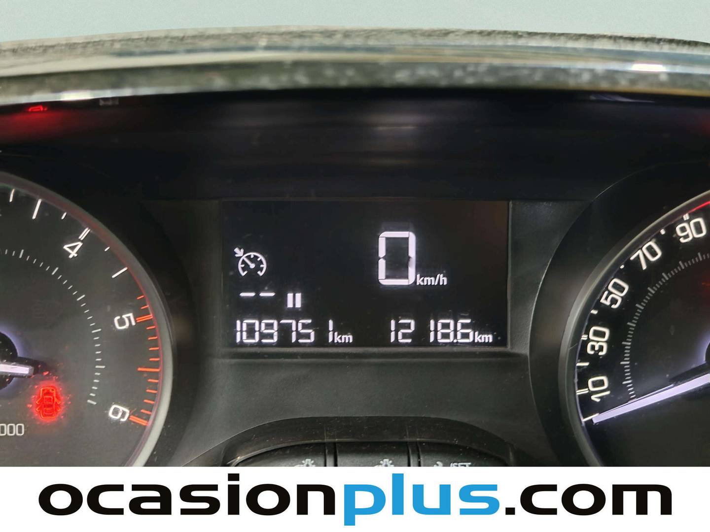 Peugeot 208 Peugeot 208 BlueHDi 100 S&S Signature (99 CV) seminuevo