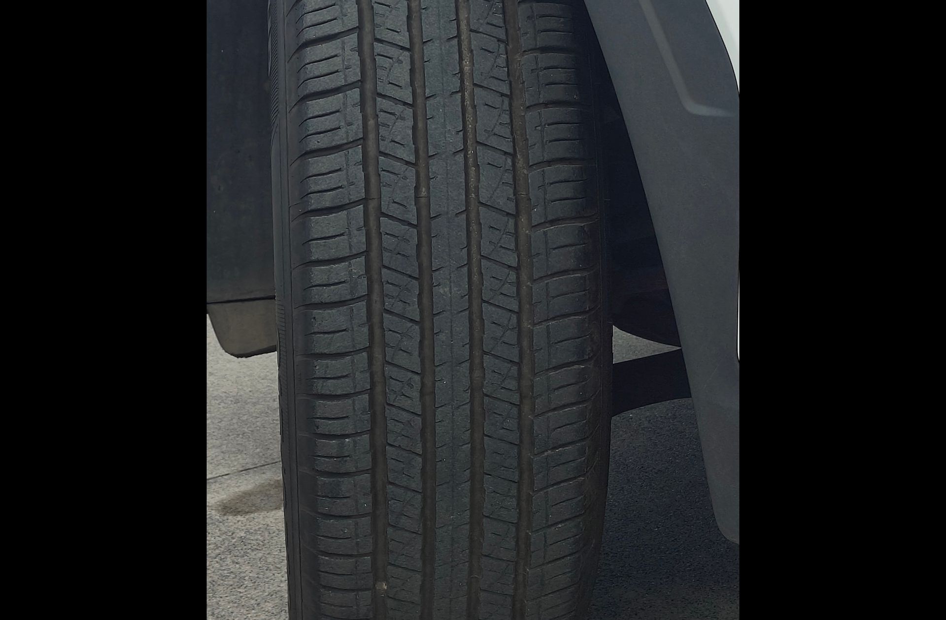 Hyundai Tucson 1.6 CRDi Maxx - foto 39