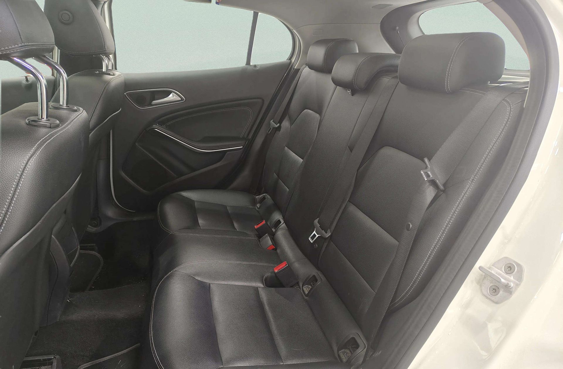 Mercedes-Benz GLA 200 CDI Style - foto 12
