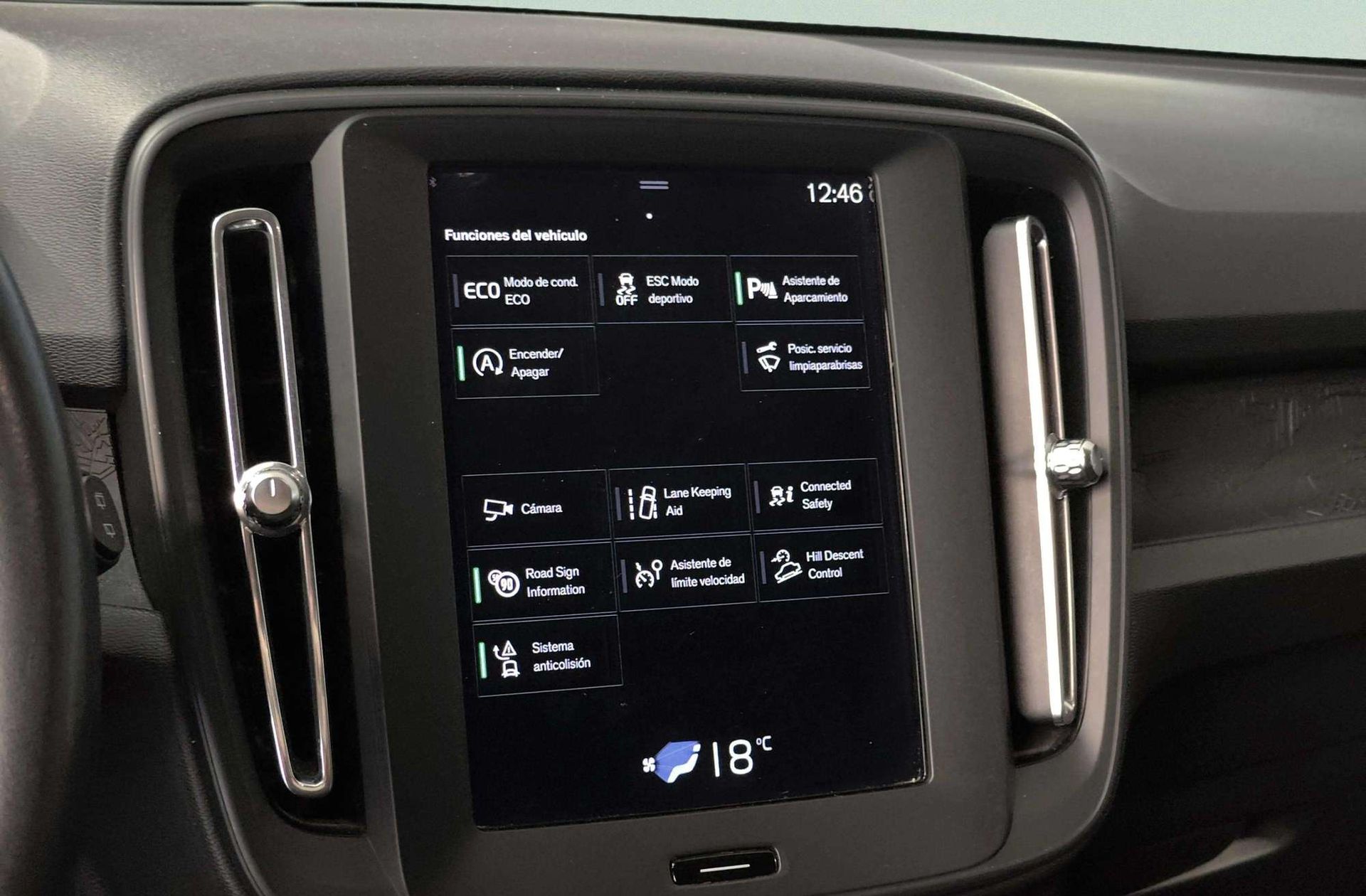 Volvo XC40 T3 - foto 11