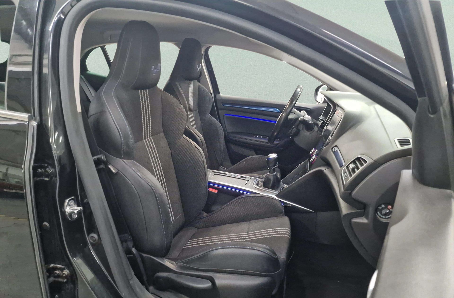 Renault Mégane GT Line TCe GPF - foto 19
