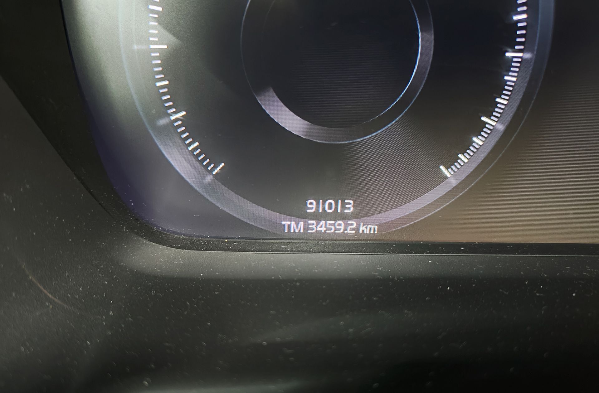 Volvo XC40 T2 R-Design - foto 11
