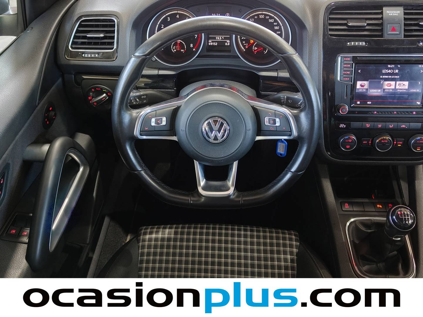 Foto Volkswagen Scirocco Volkswagen Scirocco Typhoon by R-Line 2.0 TSI BMT (180 CV)