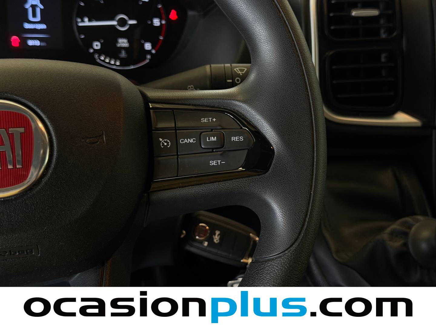 Ilusion 690 XMK Ilusion 690 XMK (140 CV) 4 Plazas manual