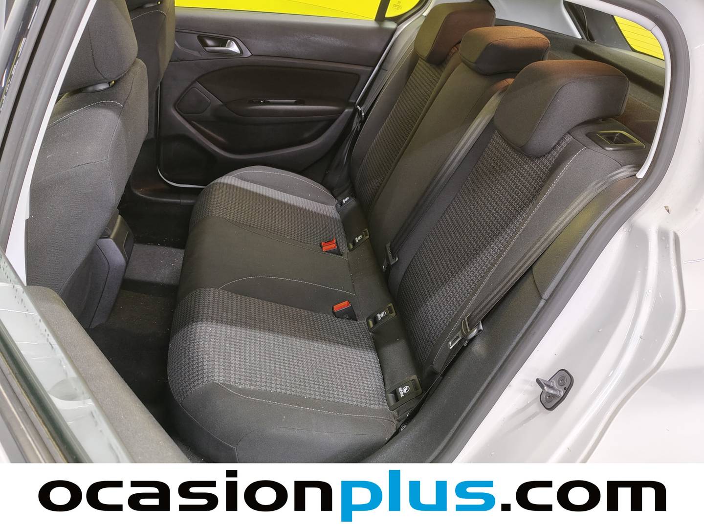 Foto asientos traseros Peugeot 308 Peugeot 308 BlueHDi 100 S&S Business Line (100 CV)