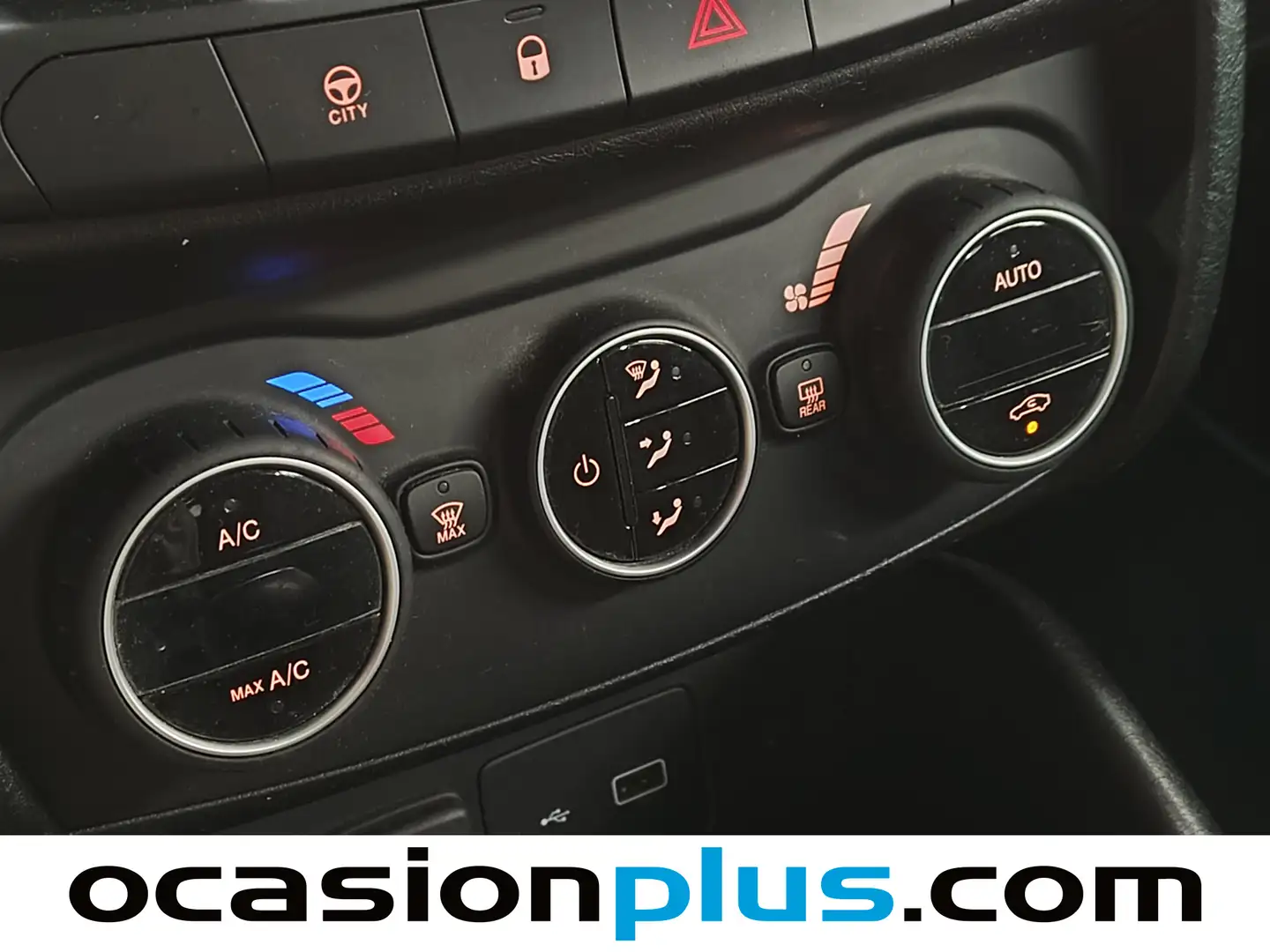 Foto Fiat Tipo Fiat Tipo 1.4 16v Lounge (95 CV)