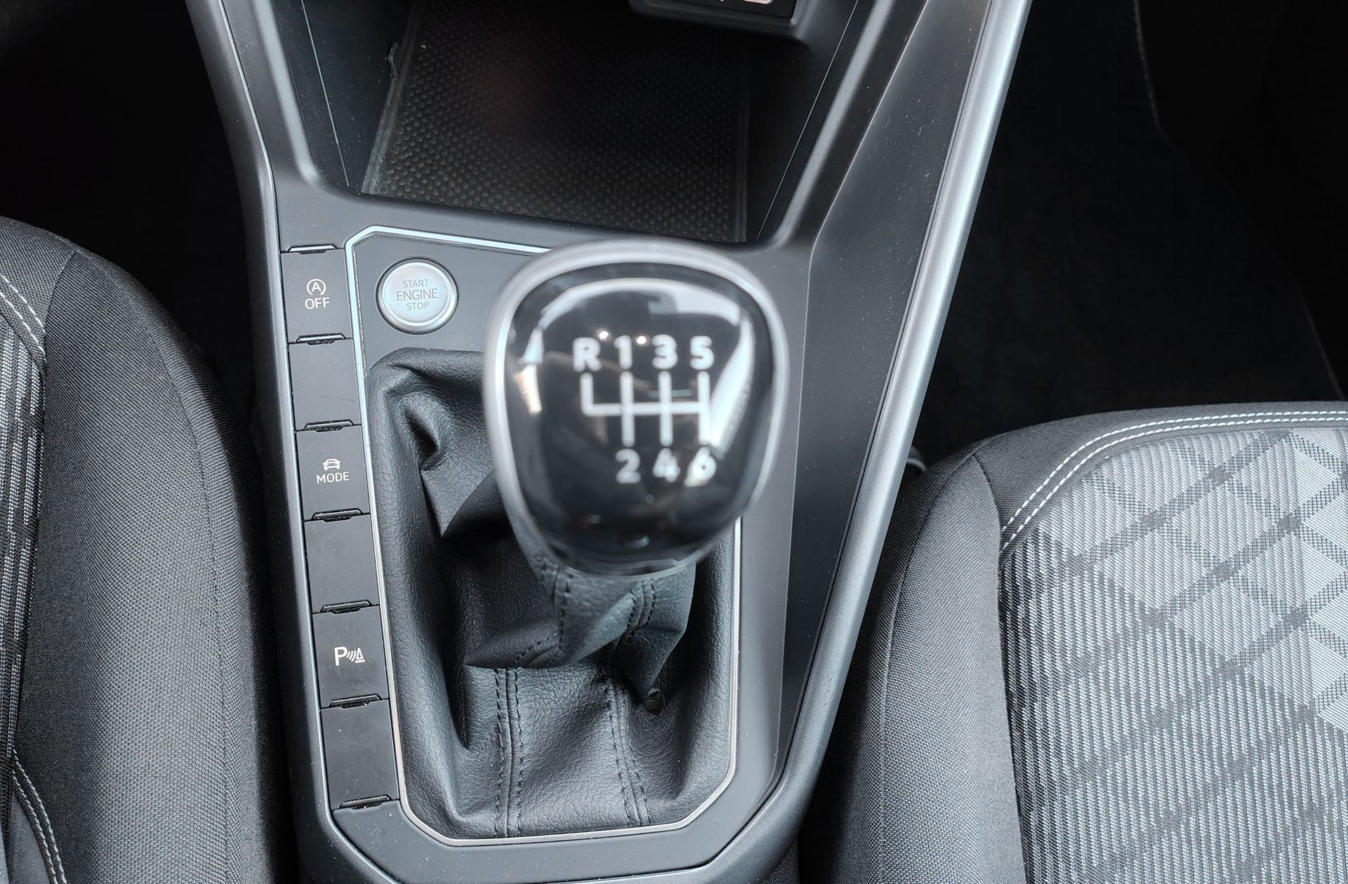 Volkswagen Taigo R-Line 1.0 TSI - foto 5