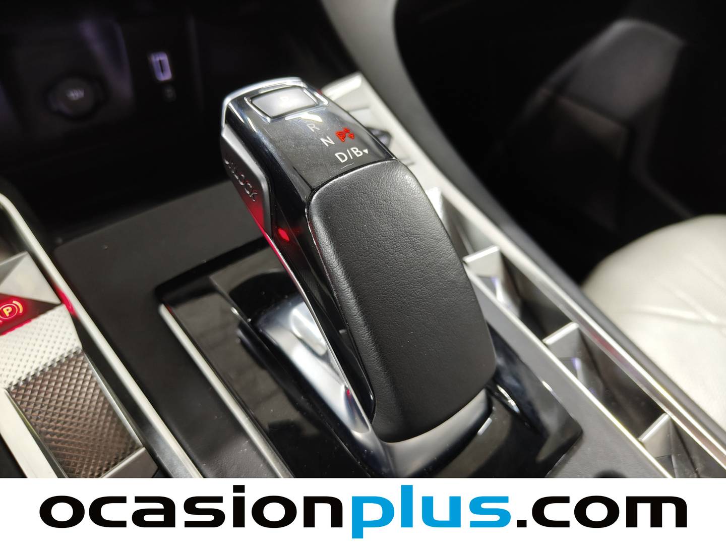 DS DS 7 DS DS7 Crossback E-Tense 300 Esprit De Voyage 4x4 (300 CV) de segunda mano